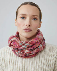 Moismont Stewart Scarf No 801 in Azalea
