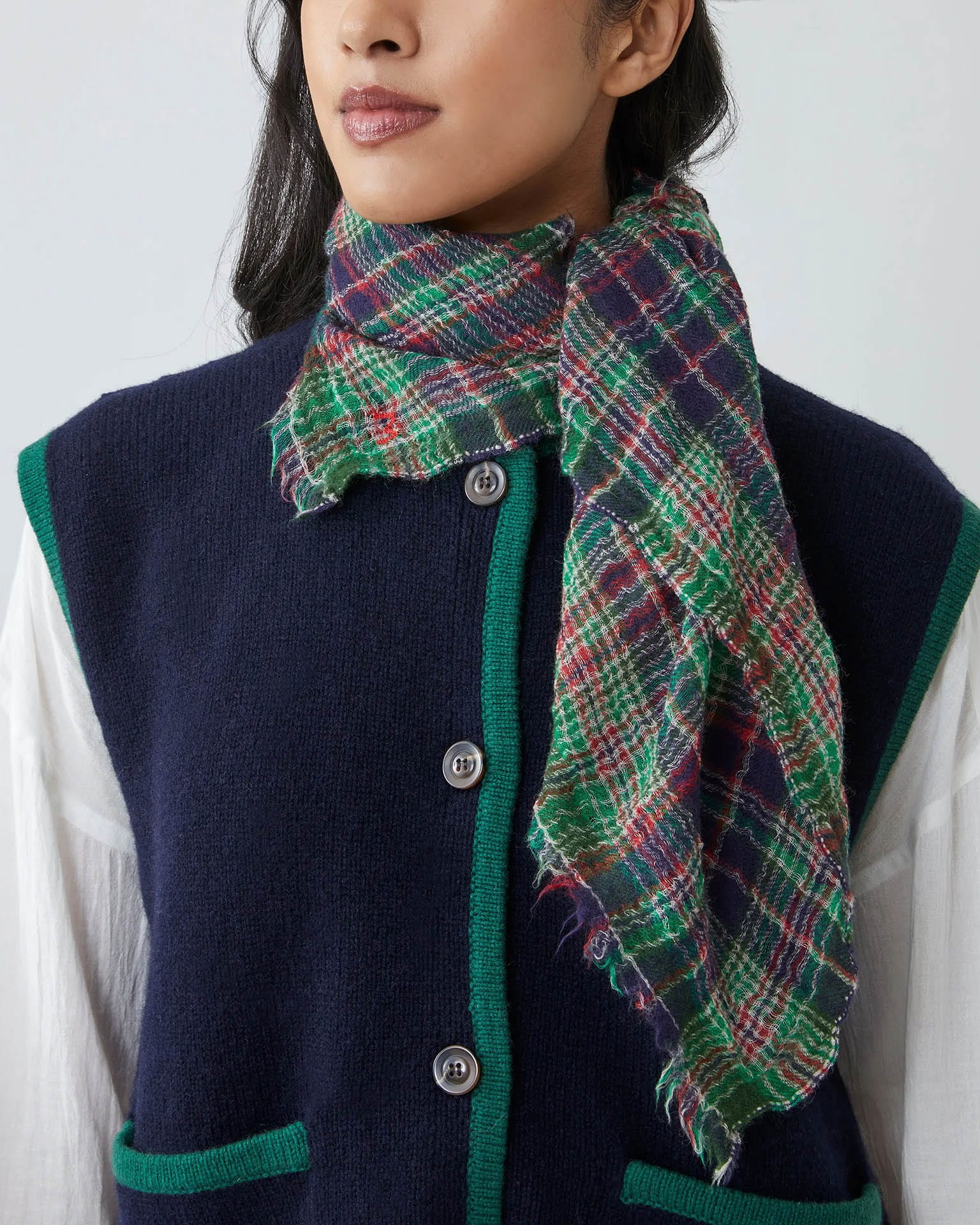 Moismont Stewart Scarf No 801 in Uniform