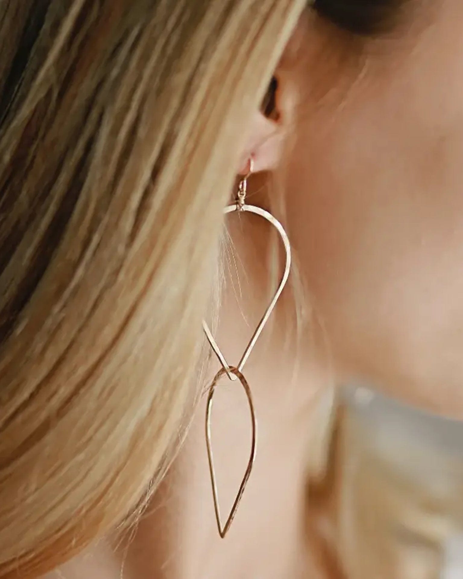 Nashelle Raindrop Earrings in Gold