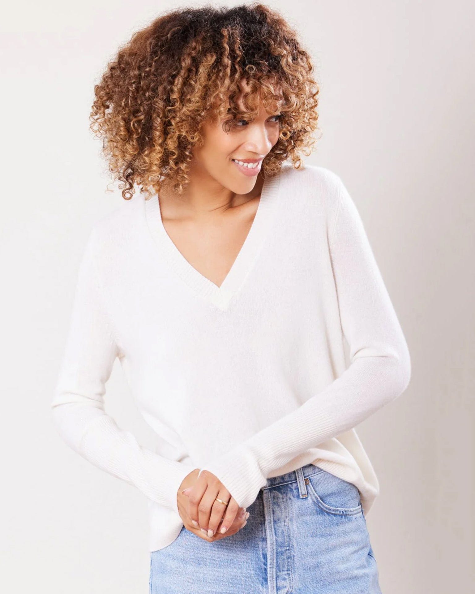 Not Monday Ava Cashmere V Neck in Ivory