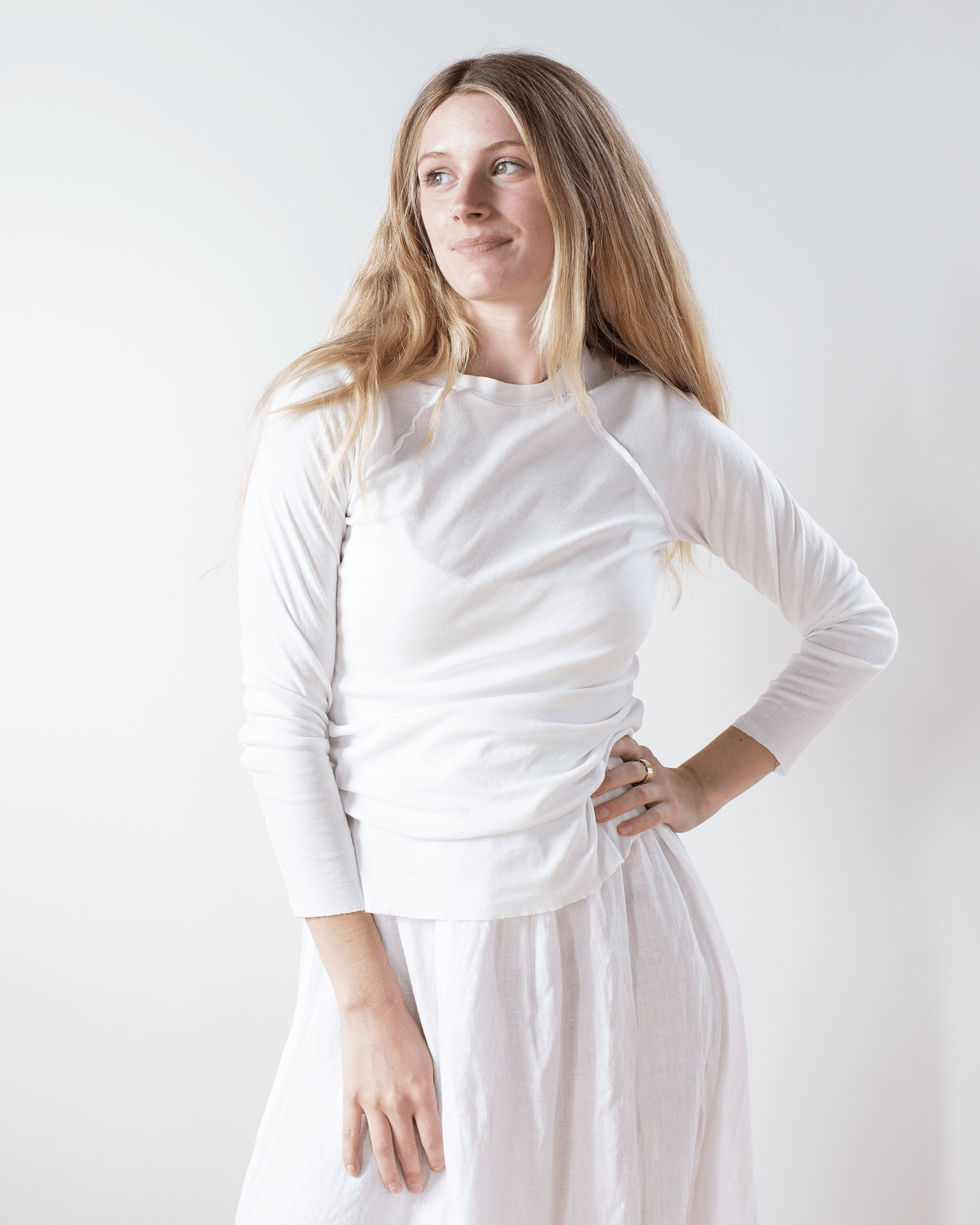 NSF Aria Fitted Rib Raglan Crew T in Chalk