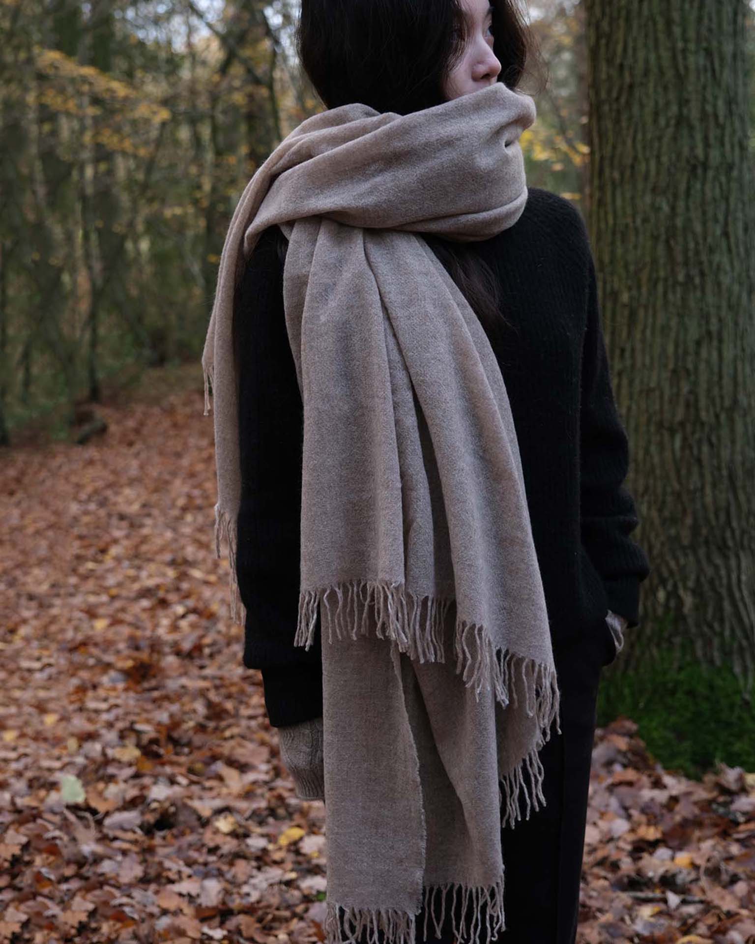 Oats & Rice Cashmere Wrap in Taupe
