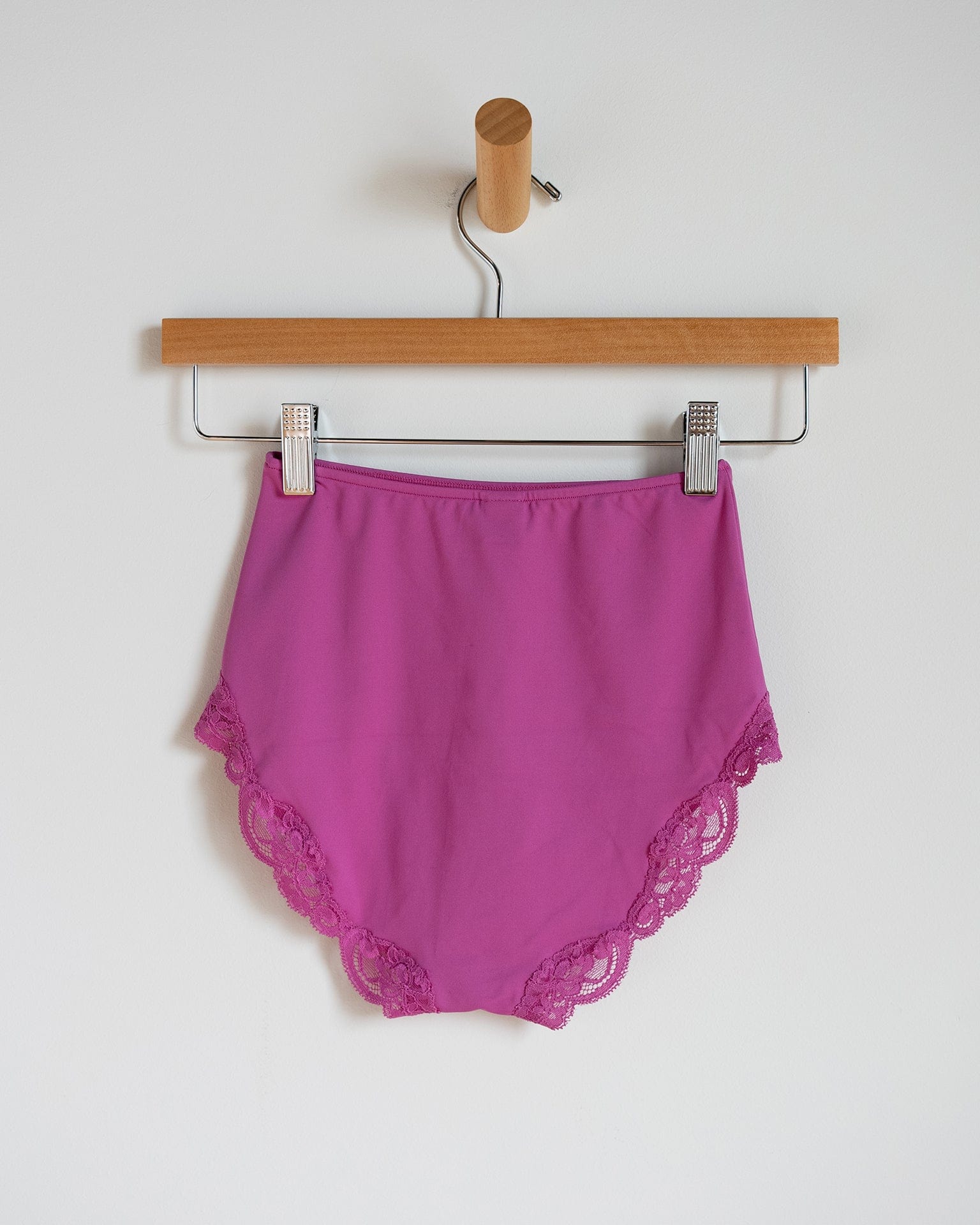 Only Hearts Del w/ Lace High Cut Brief in Wild Rose