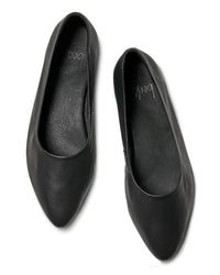 beek.. Shoes Swoop in Black