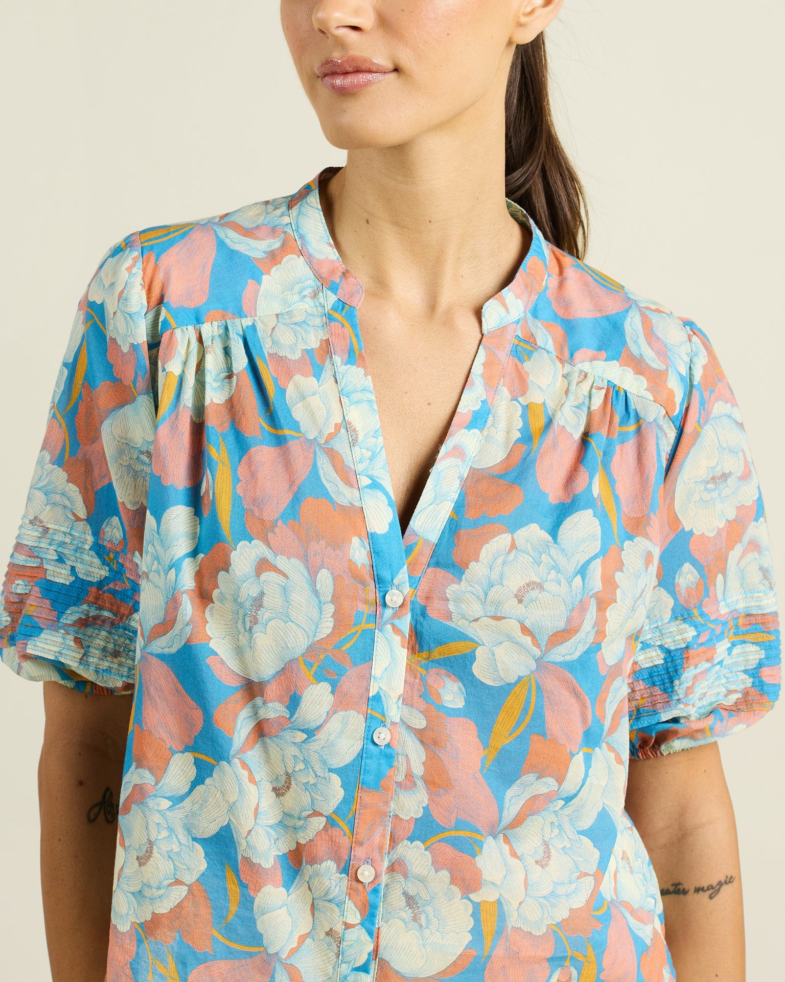 Trovata Birds of Paradis Loren Blouse in Twilight Floral