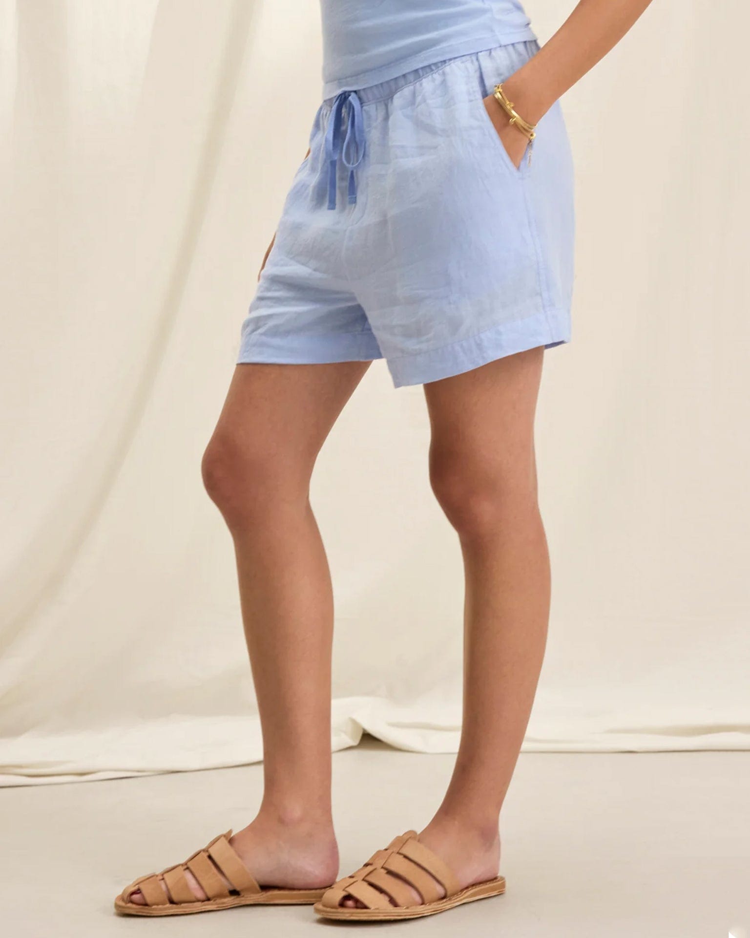 Velvet by Graham & Spencer Amber Drawstring Short in Chill