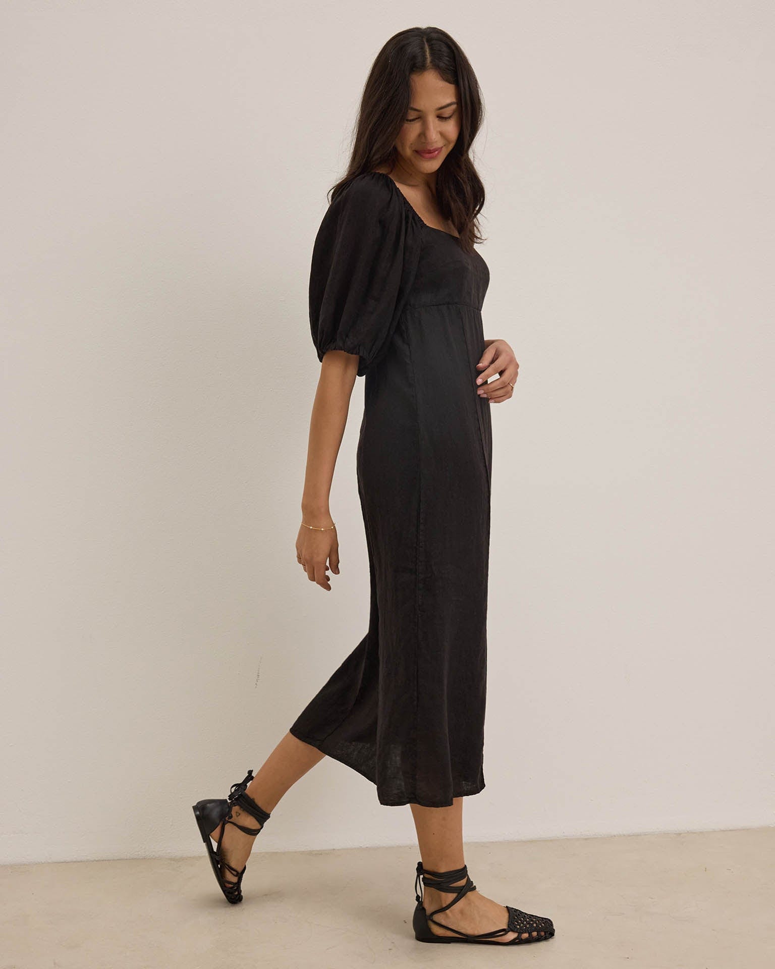 Velvet by Graham & Spencer Brooke Puff Sleeve Dress in Black