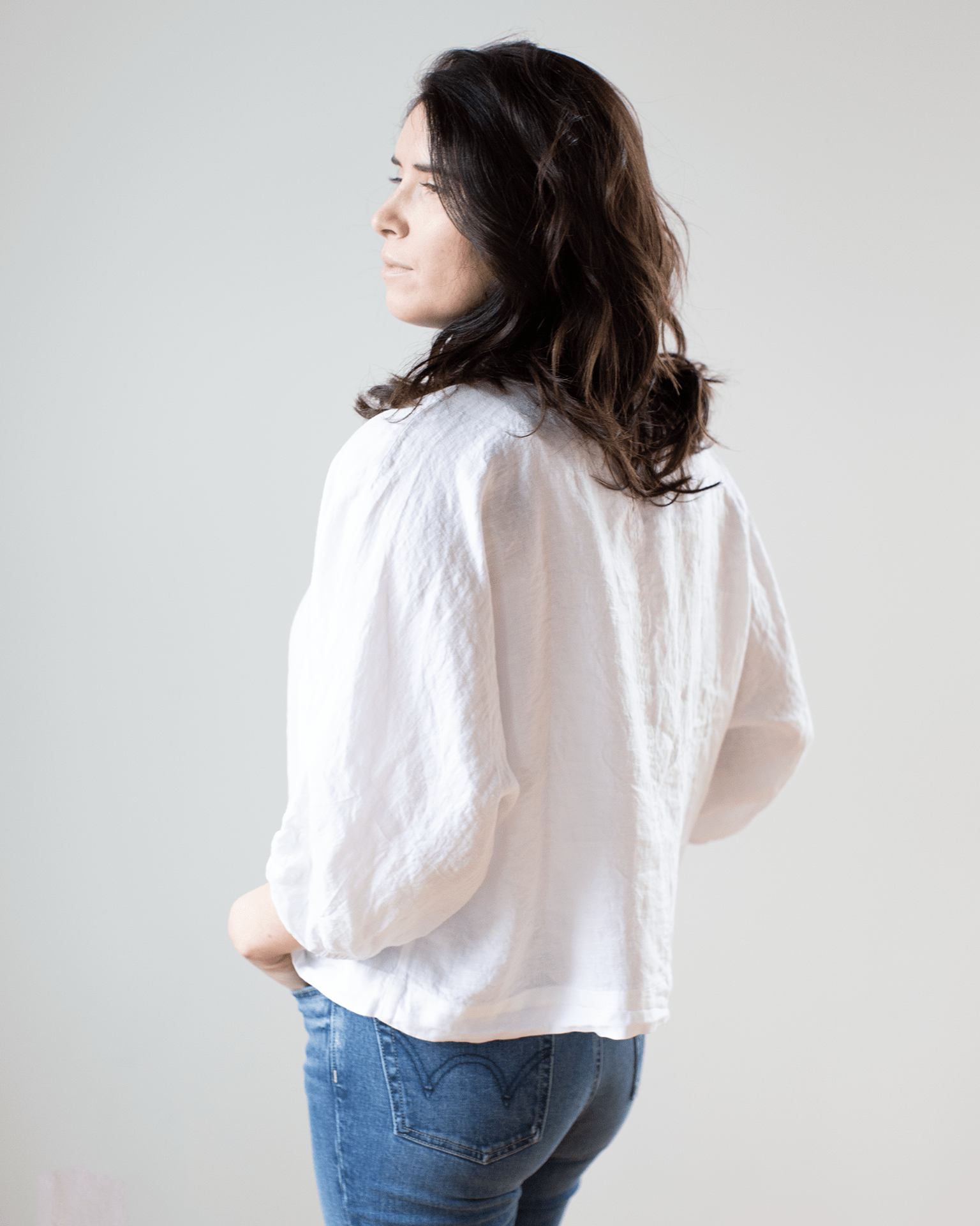 Velvet by Graham & Spencer Cass Knot Sleeve Top in White