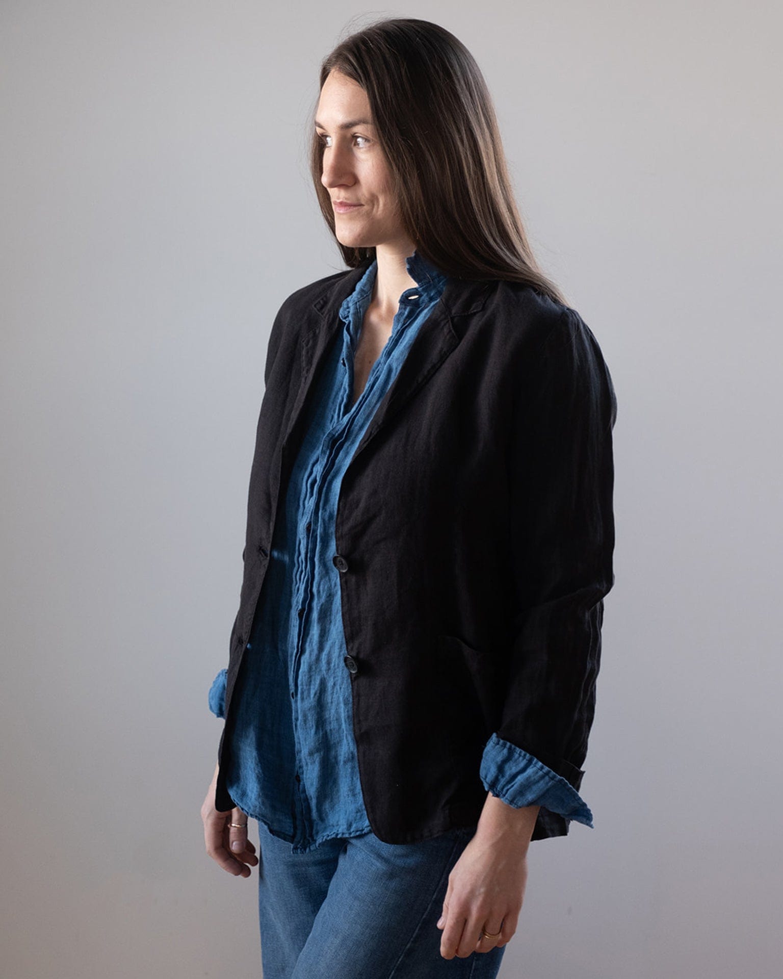 Velvet by Graham & Spencer Iman L/S Blazer in Black