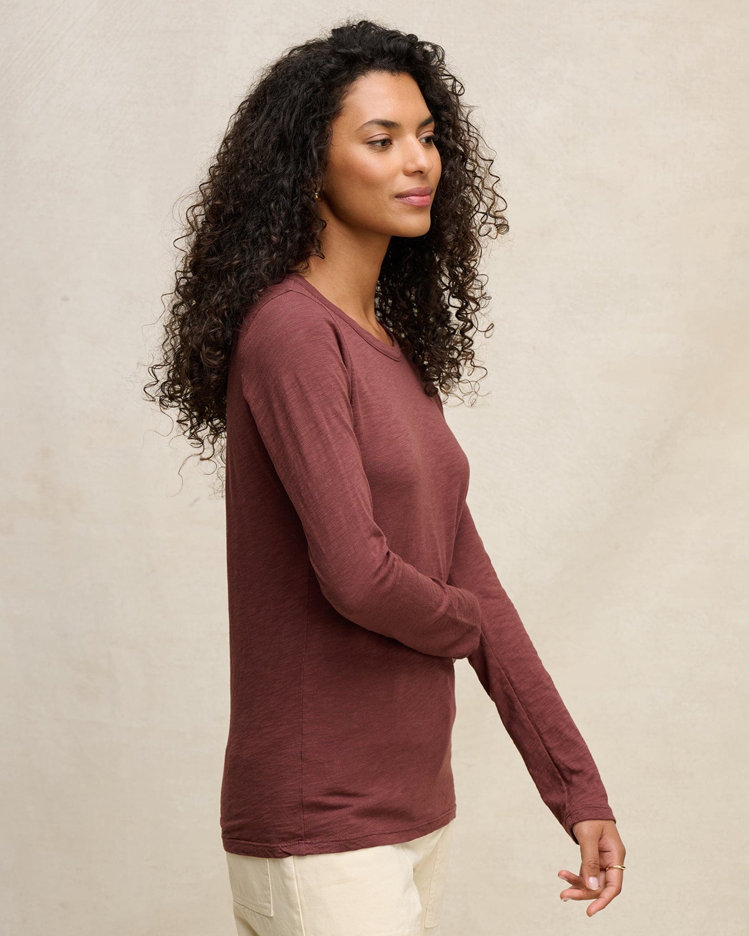 Velvet by Graham & Spencer Lizzie L/S Crew in Henna