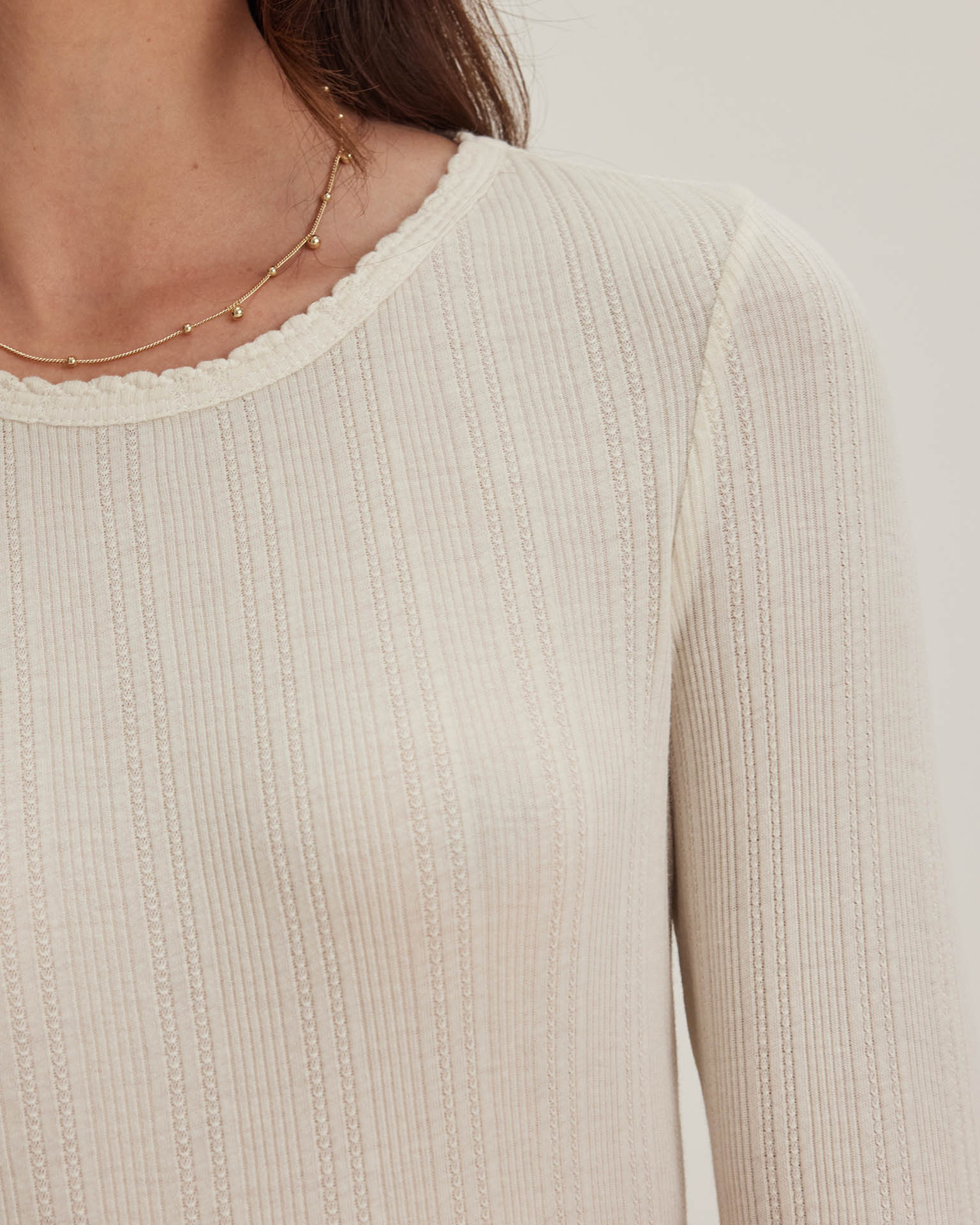 Velvet by Graham & Spencer Mauri L/S Crew Neck Top in Pearl