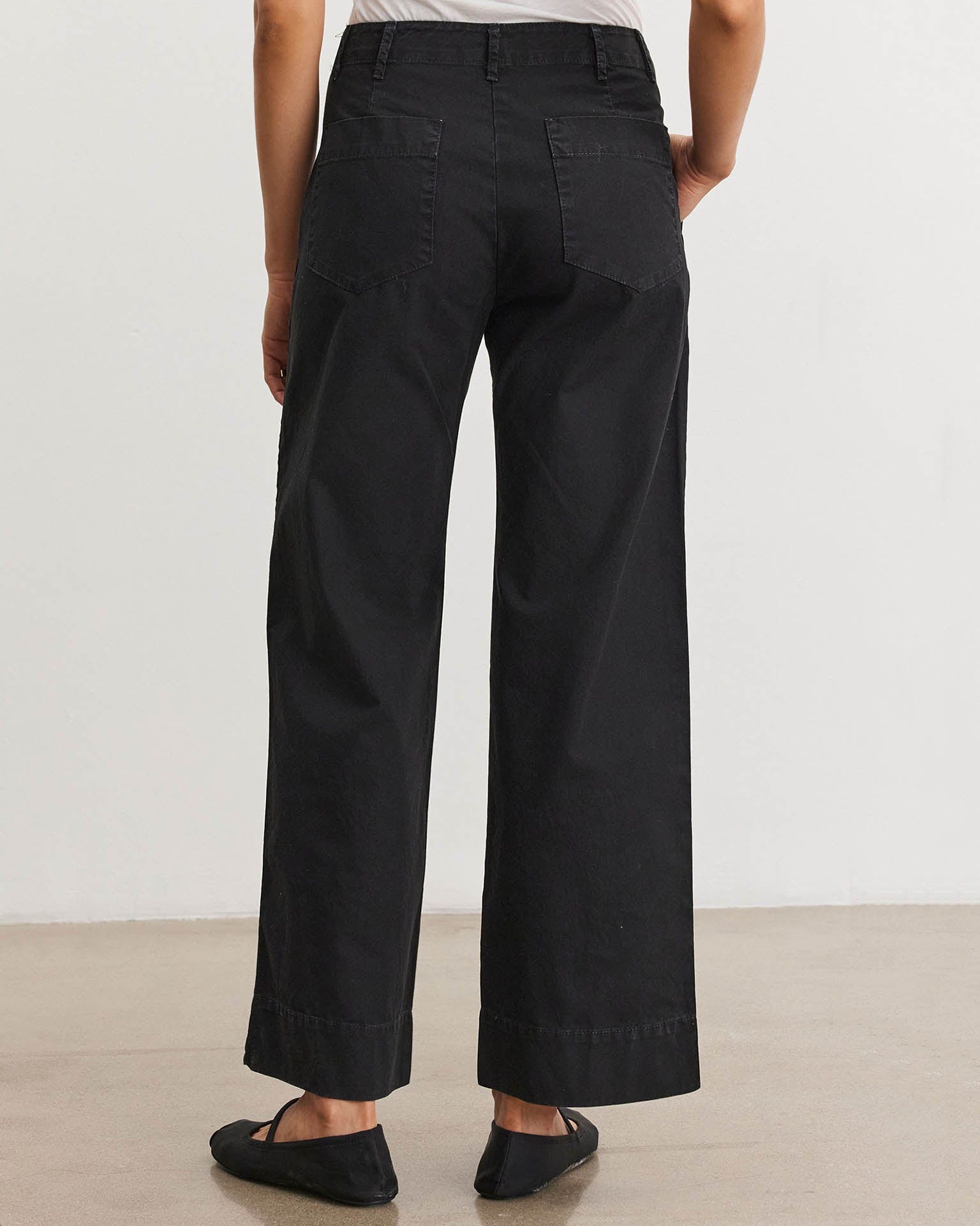 Velvet by Graham & Spencer Mya Pants in Vintage Black