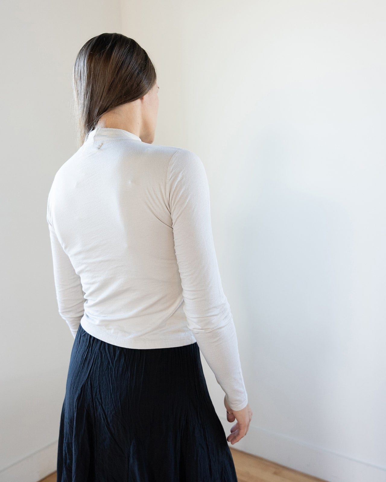 Velvet by Graham & Spencer Nadene Mock Neck Crop Top in Jasmine