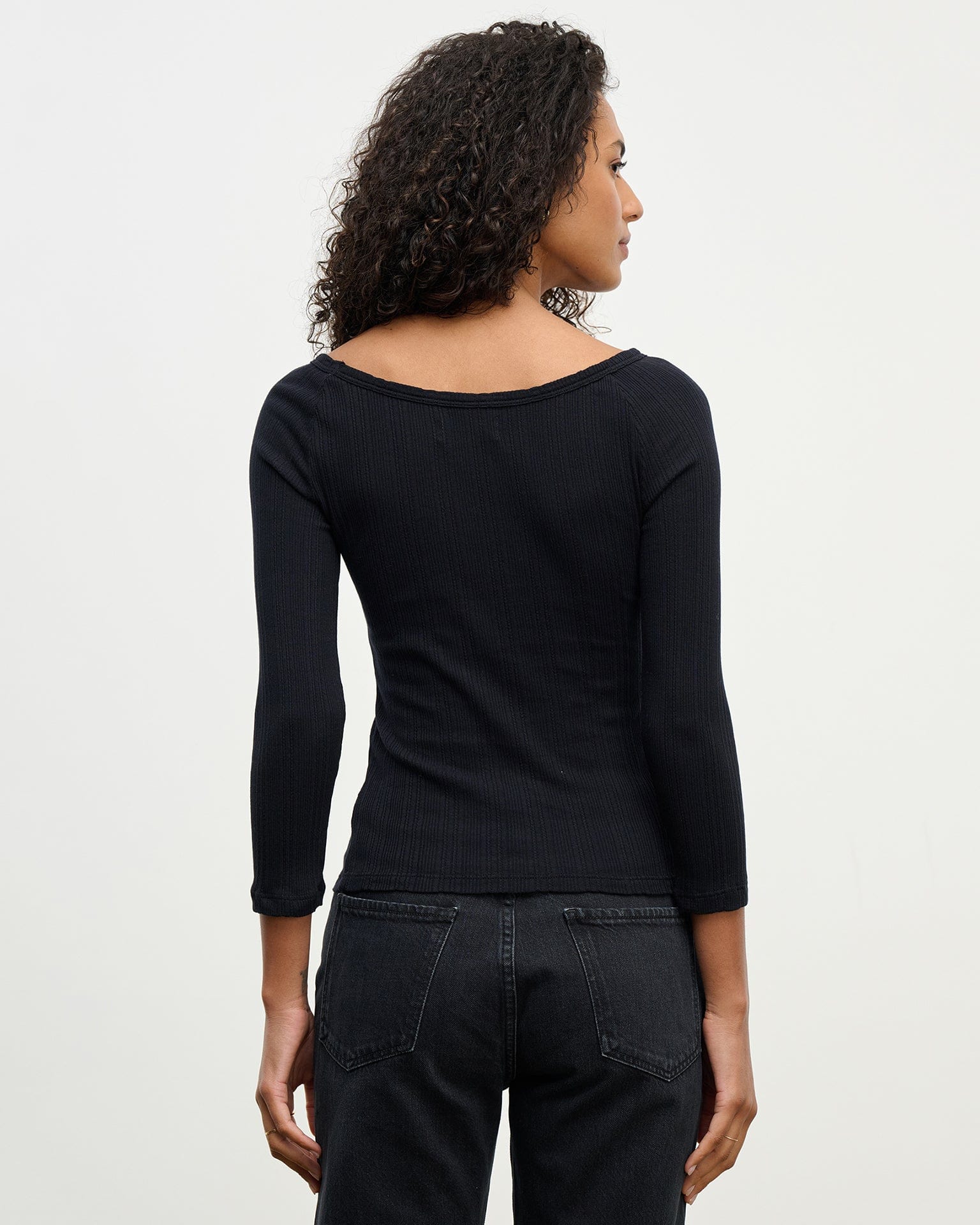 Velvet by Graham & Spencer Nima L/S Boatneck Top in Black