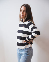 Velvet by Graham & Spencer Quinnley L/S Crew Neck Top in Black/White 2 - Bliss Boutiques