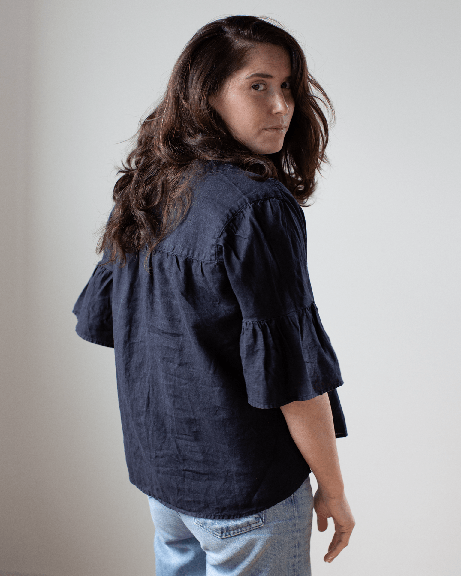 Velvet by Graham & Spencer Raye 3/4 Slv Shirred V Neck Top in Navy