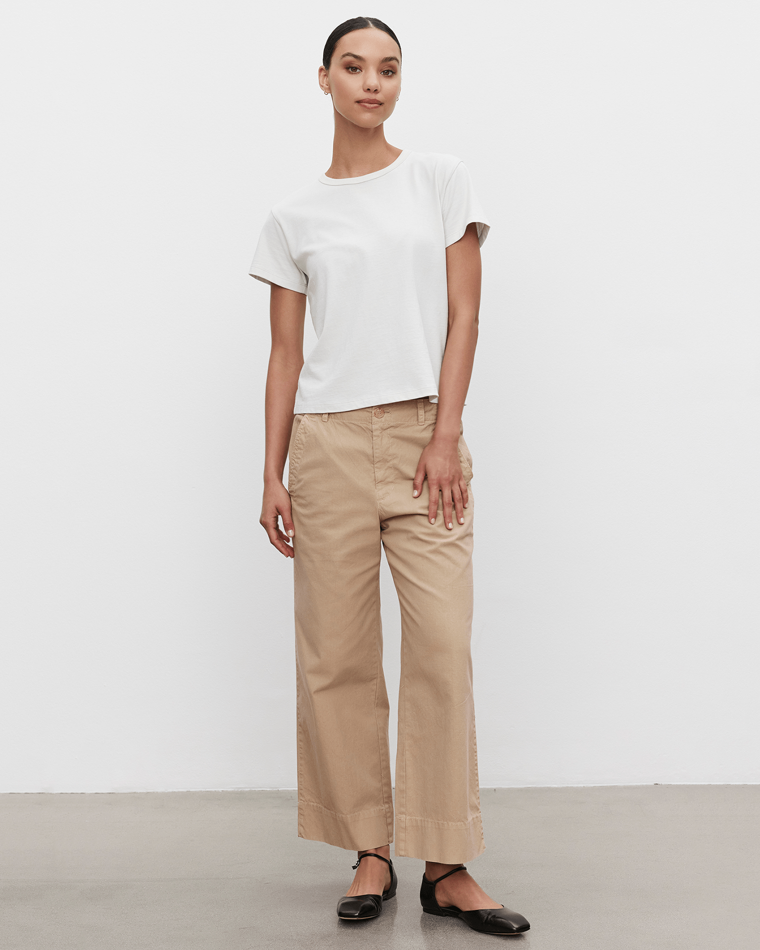 Velvet by Graham & Spencer Sabine Pant in Putty