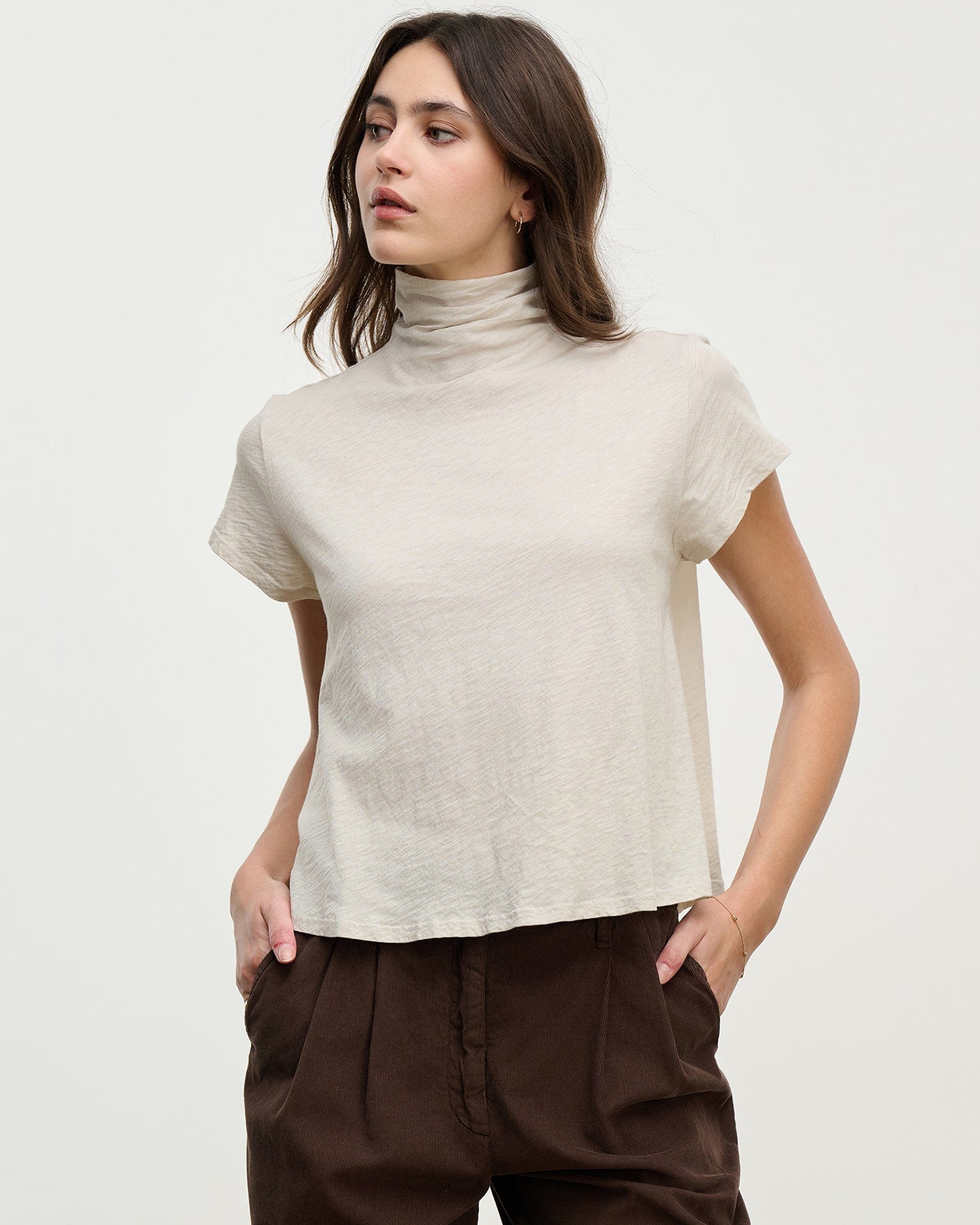 Velvet by Graham & Spencer Savi S/S Mock Neck Crop Top in Cookie