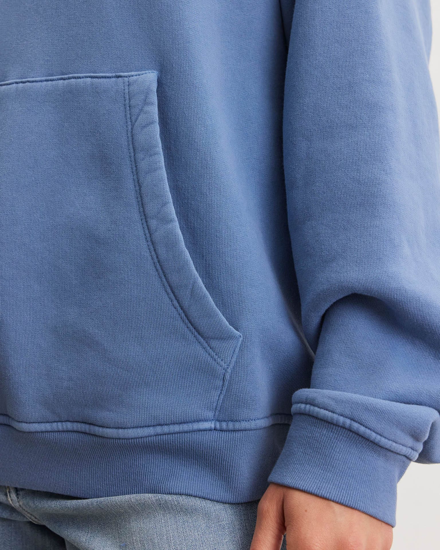 Velvet by Graham & Spencer Veronica L/S Hoodie in Atlas