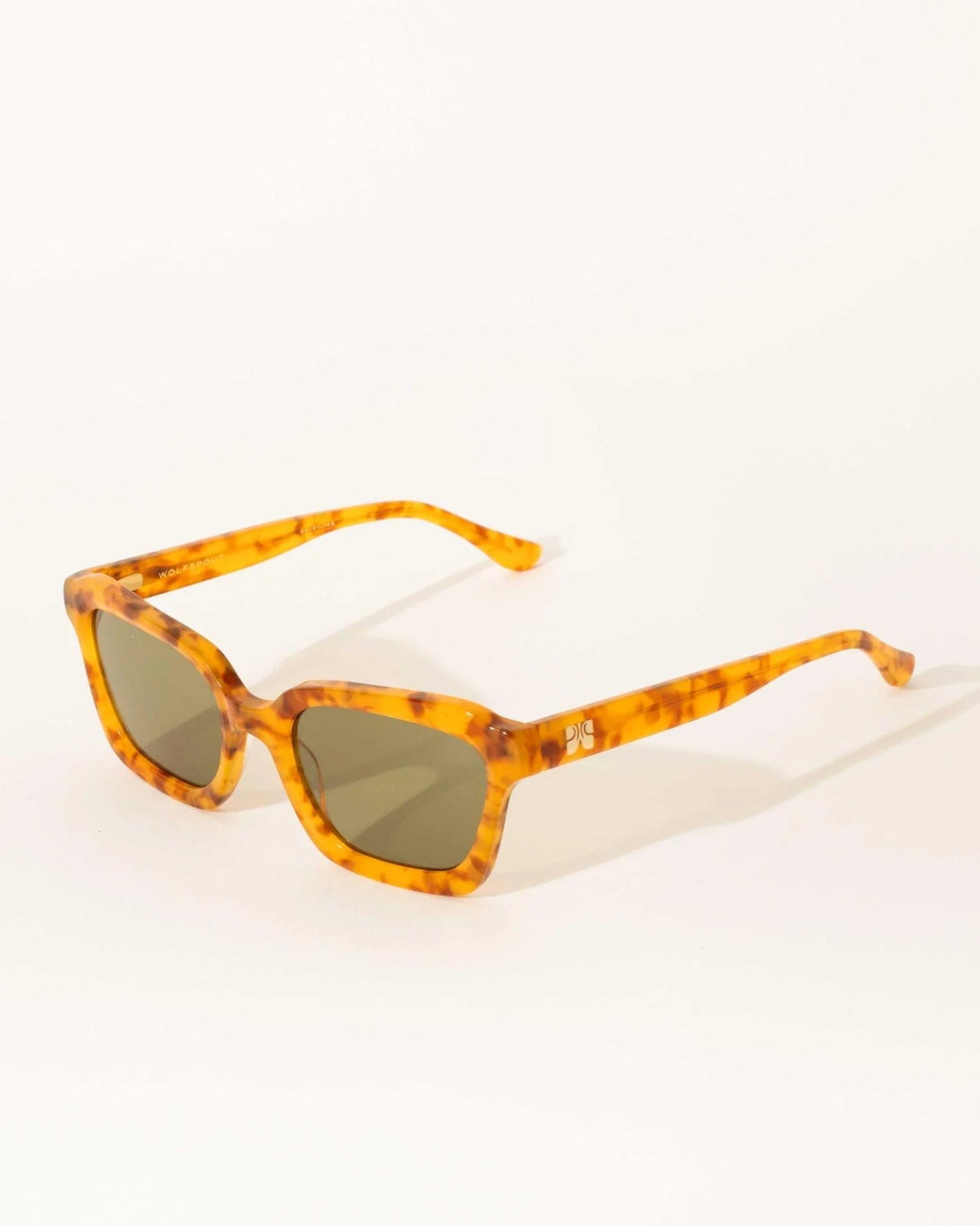 Wolfspout Demi in Oh Honey Tortoise Shell
