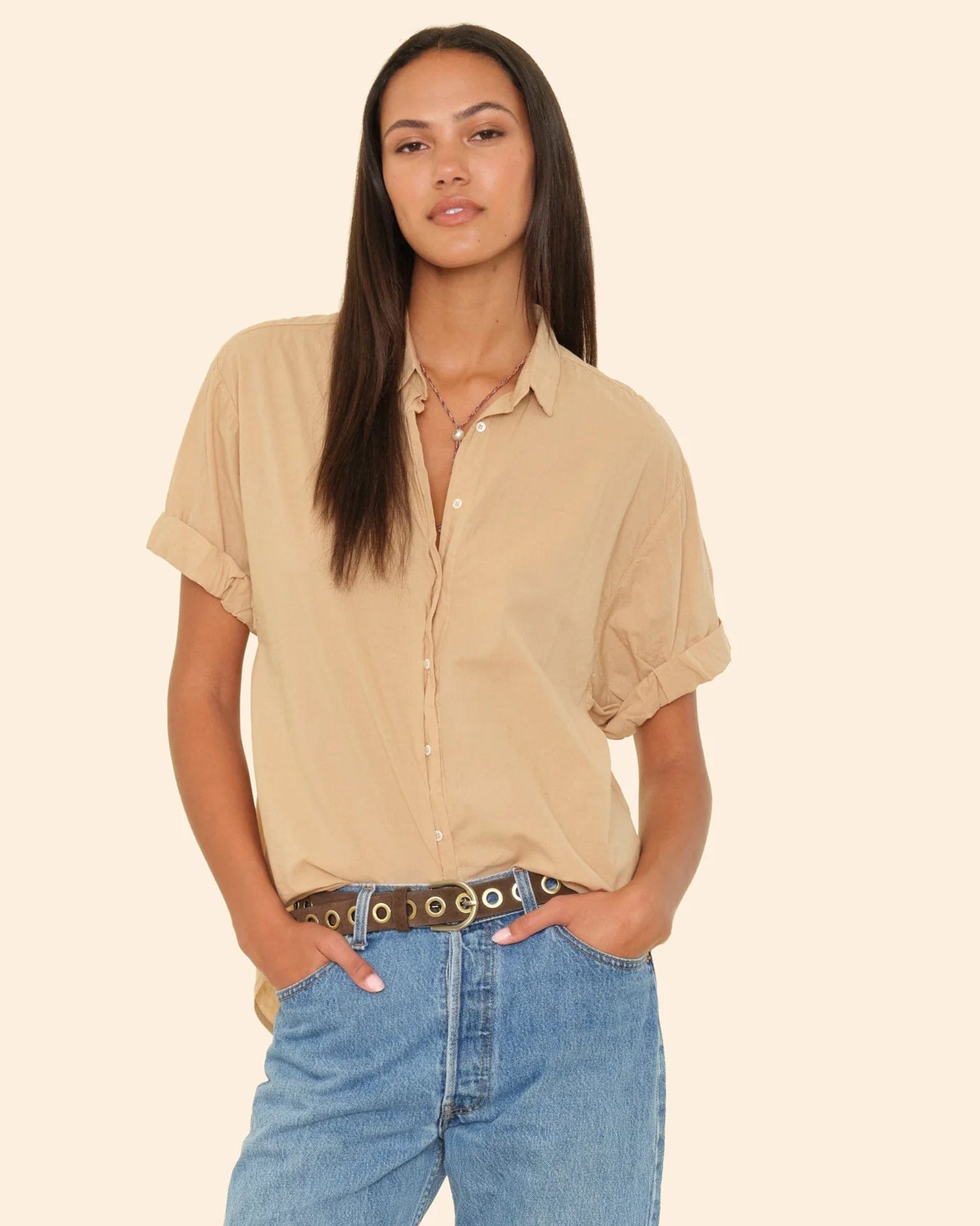 XiRENA Clothing Channing Shirt in Cashew