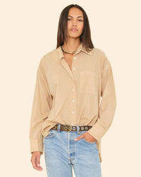 XiRENA Clothing Sydney Shirt in Cashew