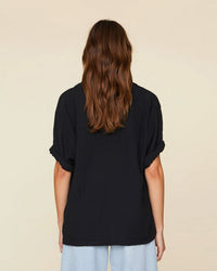XiRENA Avery Shirt in Black
