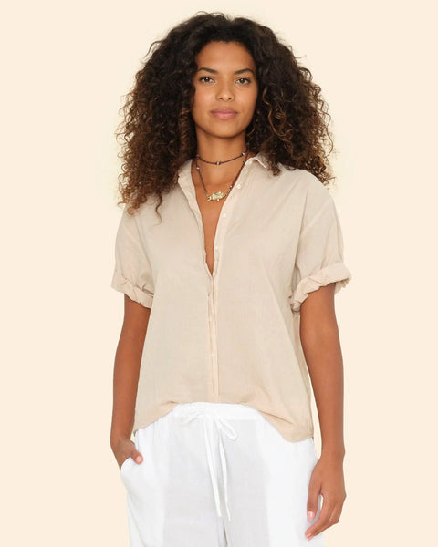 XiRENA Channing Shirt in Parchment - Bliss Boutiques