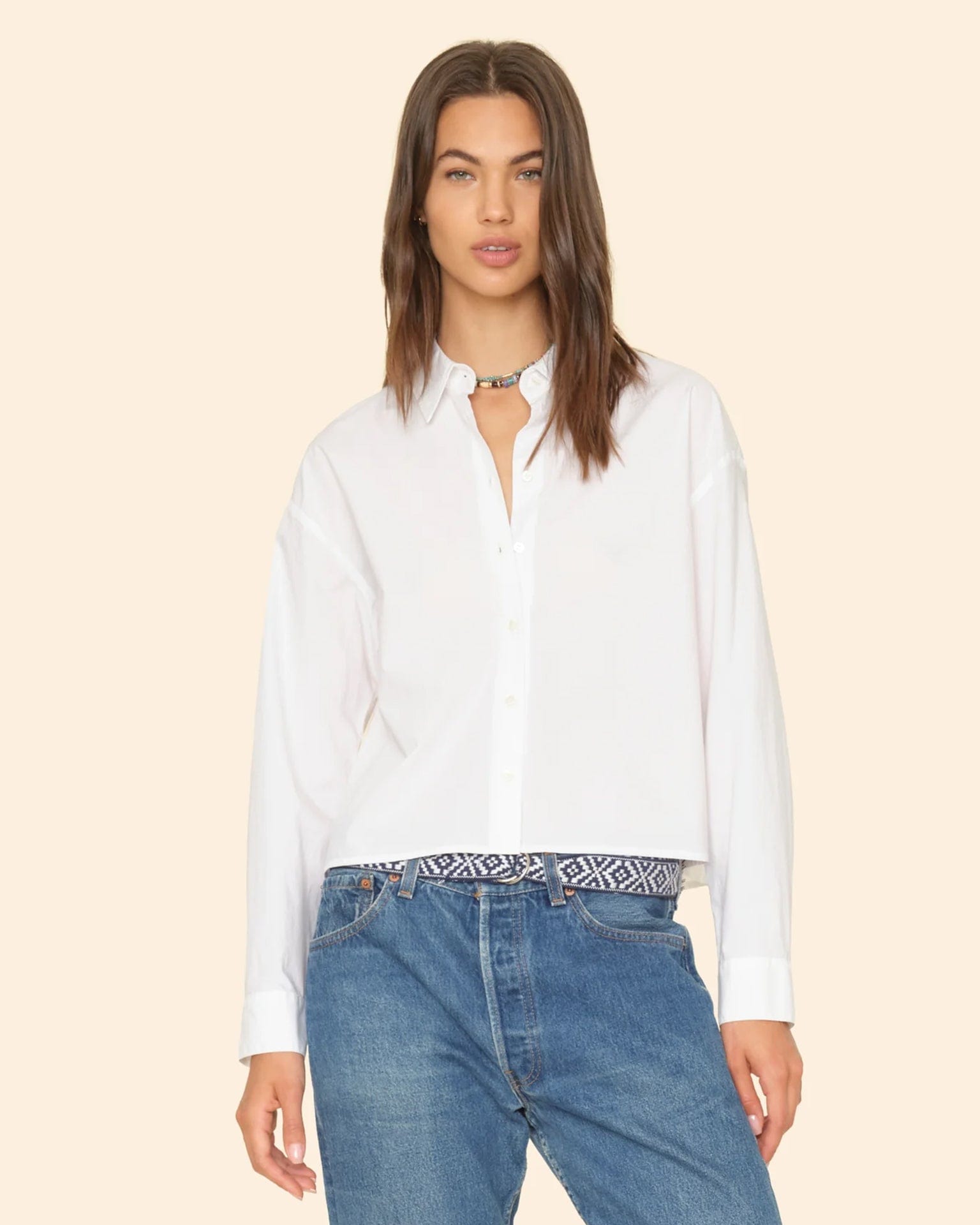 XiRENA Dawson Shirt in White - Bliss Boutiques