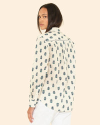 XiRENA Emmie Shirt in Clover Stamp