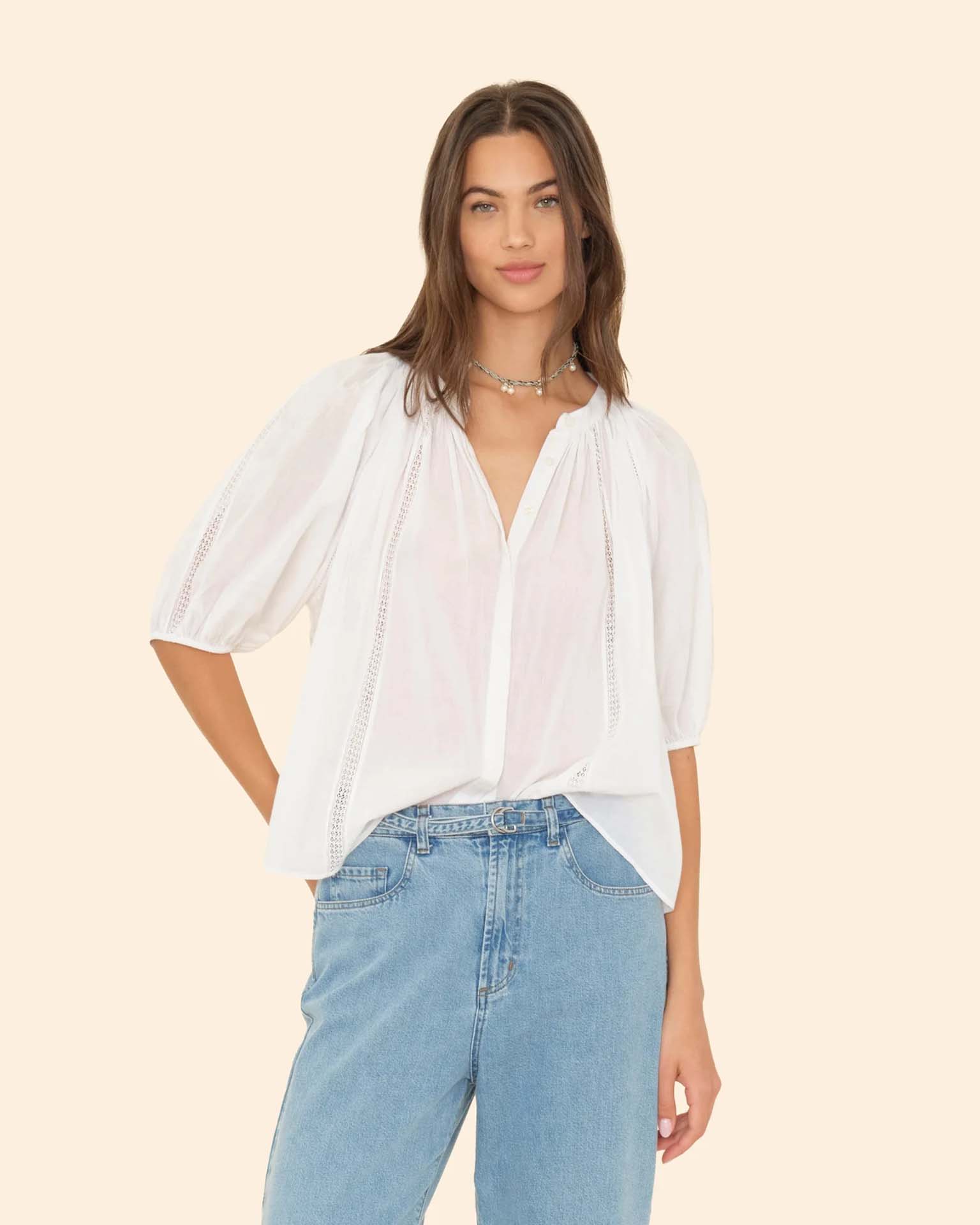 XiRENA Evynn Shirt in White