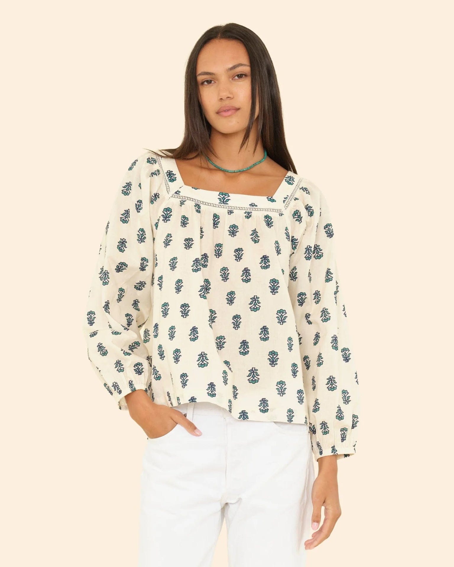 XiRENA Mira Top in Clover Stamp