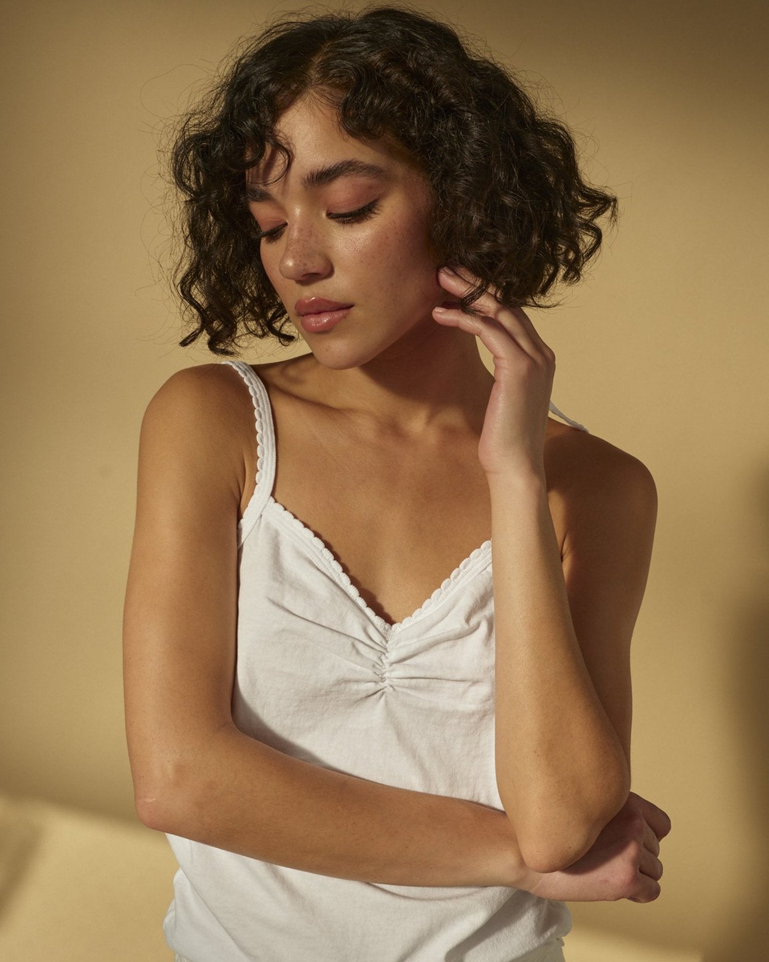 AMO Scallop Knit Cami in White