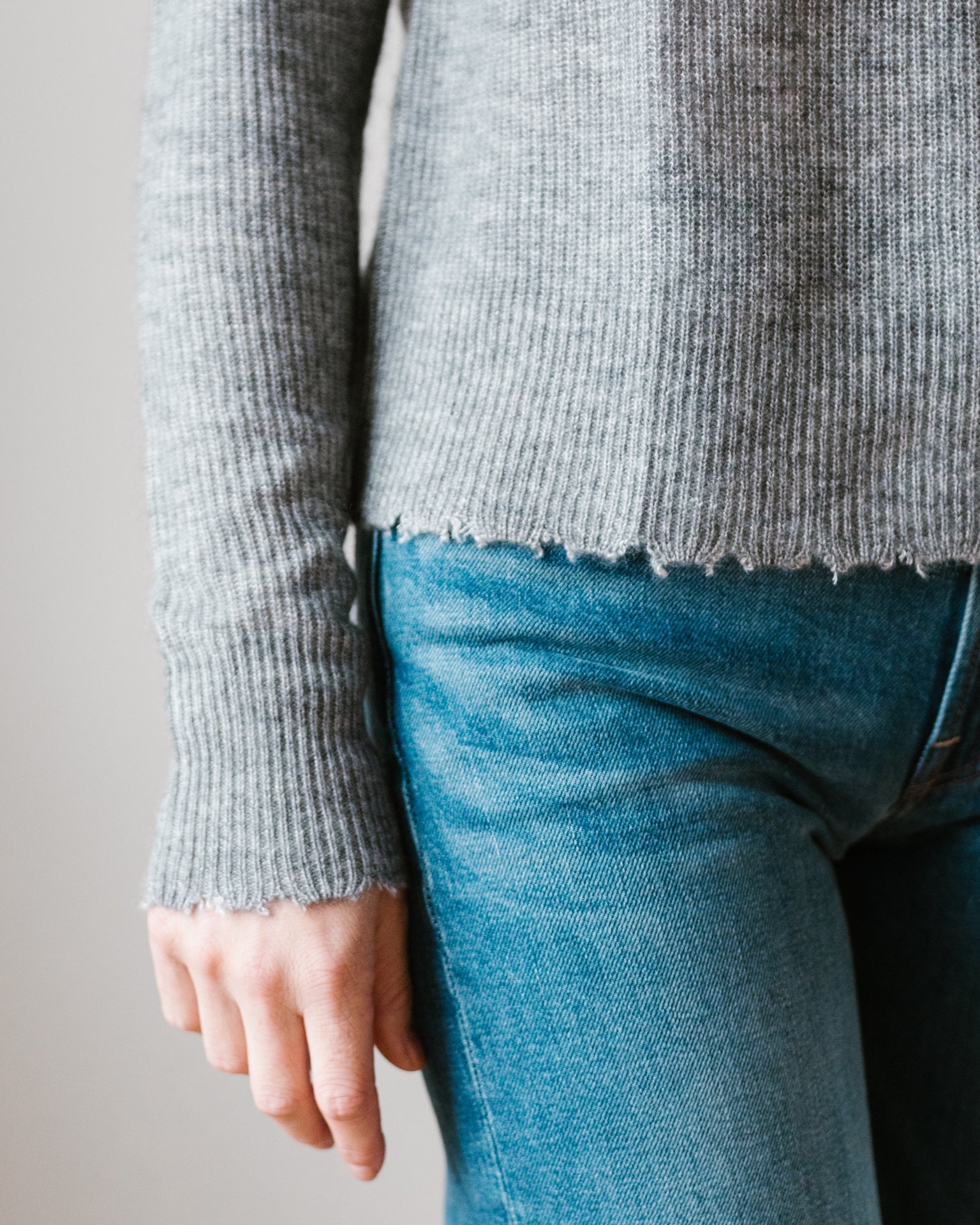 Autumn Cashmere Raw Edge Shaker Crew in Banker's Gray