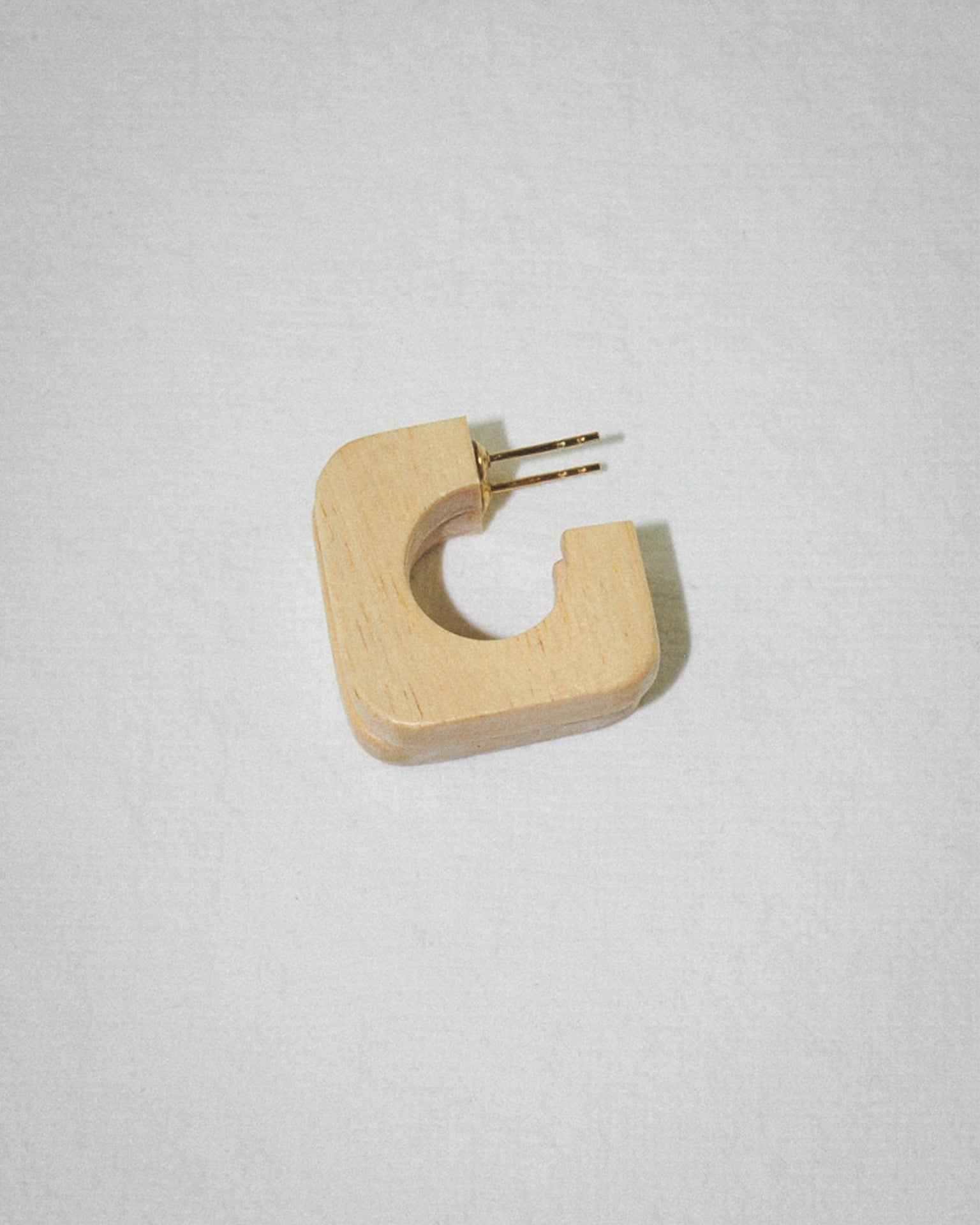 B&L Jewelry Driftwood Square Hoop in Driftwood