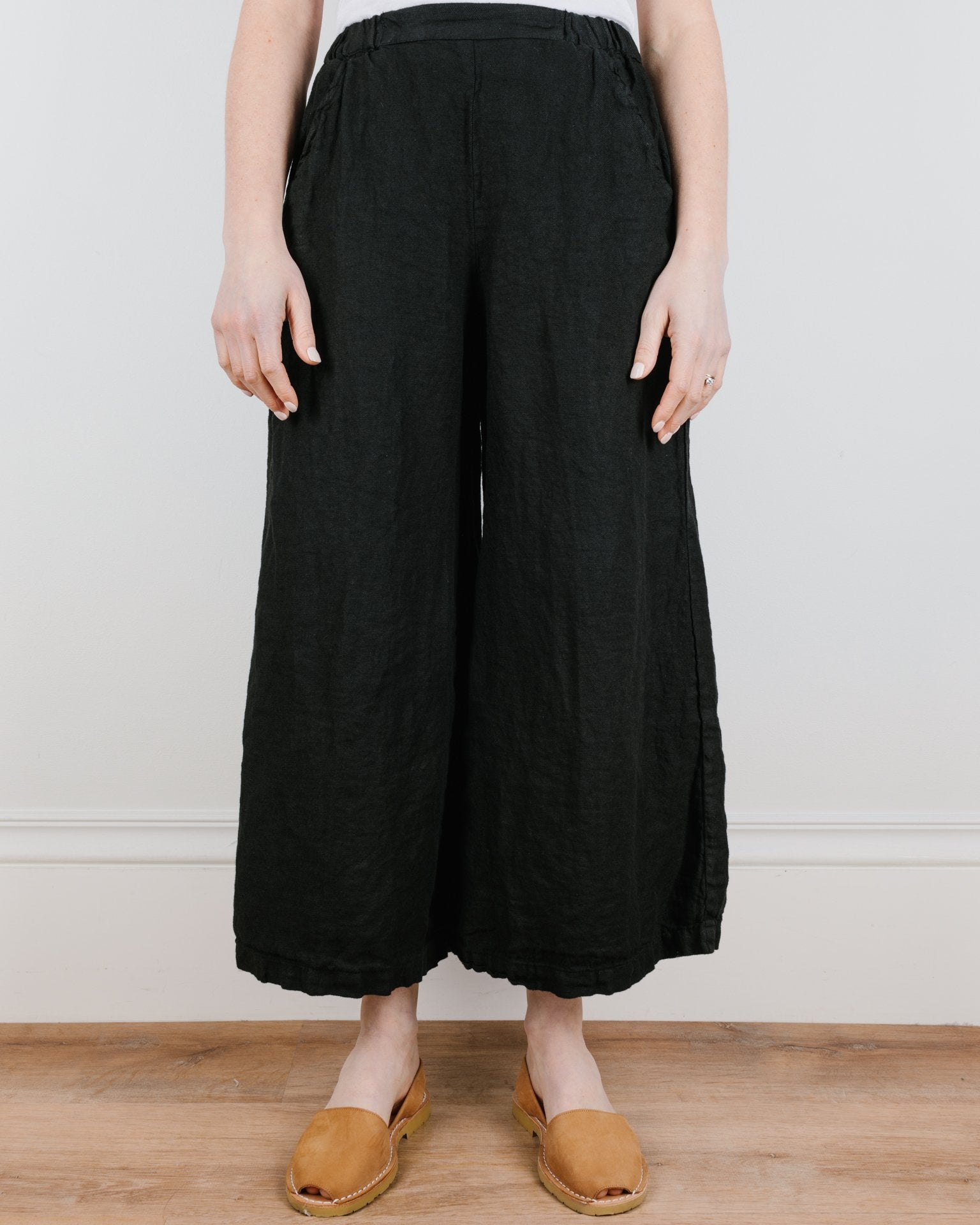 CP Shades Cropped Wendy Pant in Black Heavy Weight Linen