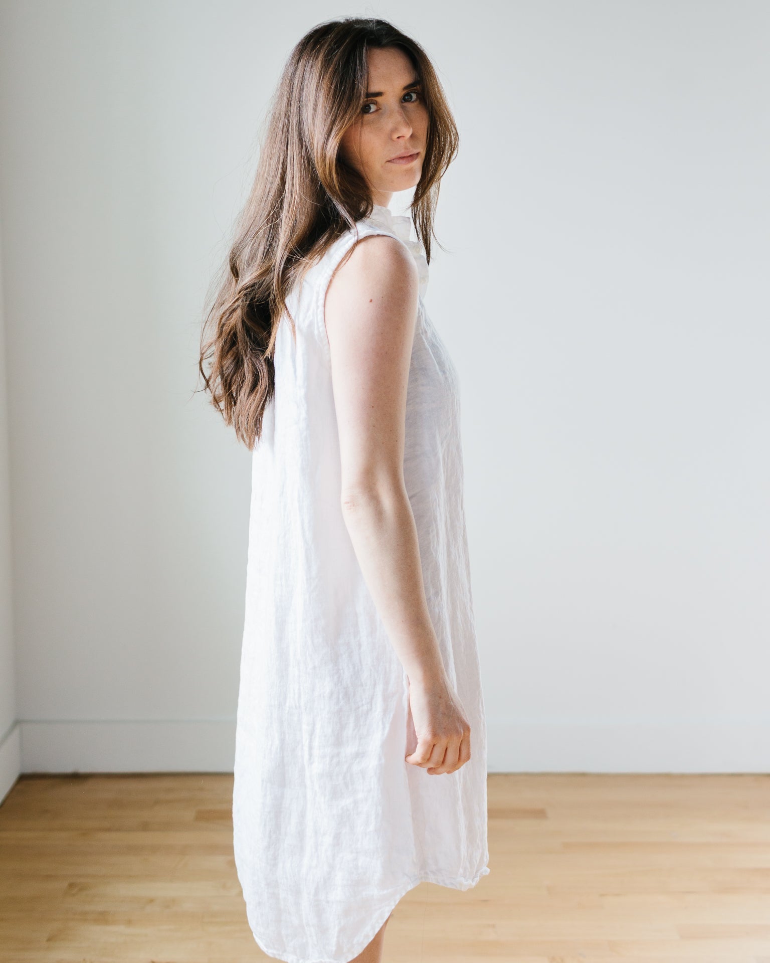 CP Shades Mara Slvlss Shirtdress in White HW Linen Twill