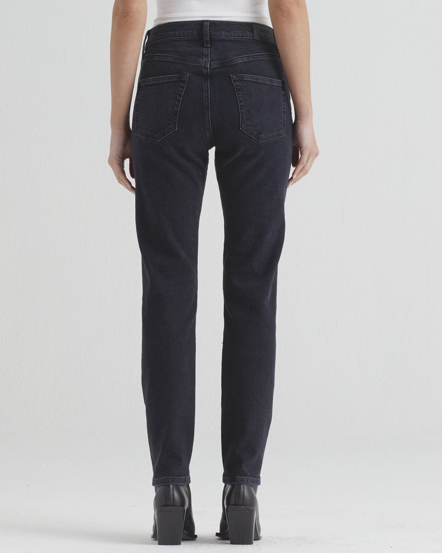 Edwin Hana High Rise Straight in Goth