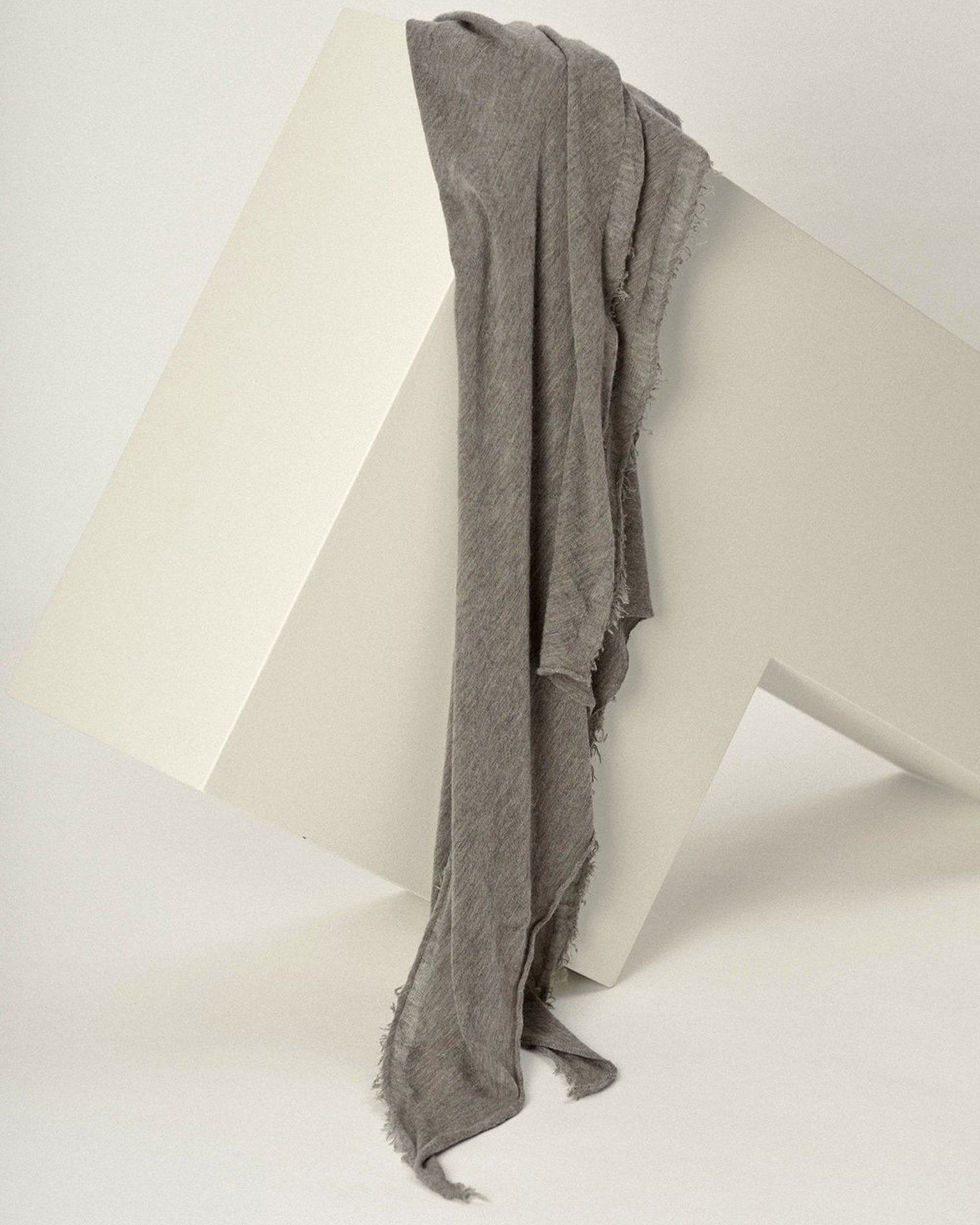 Grisal Love Cashmere Scarf in Greige