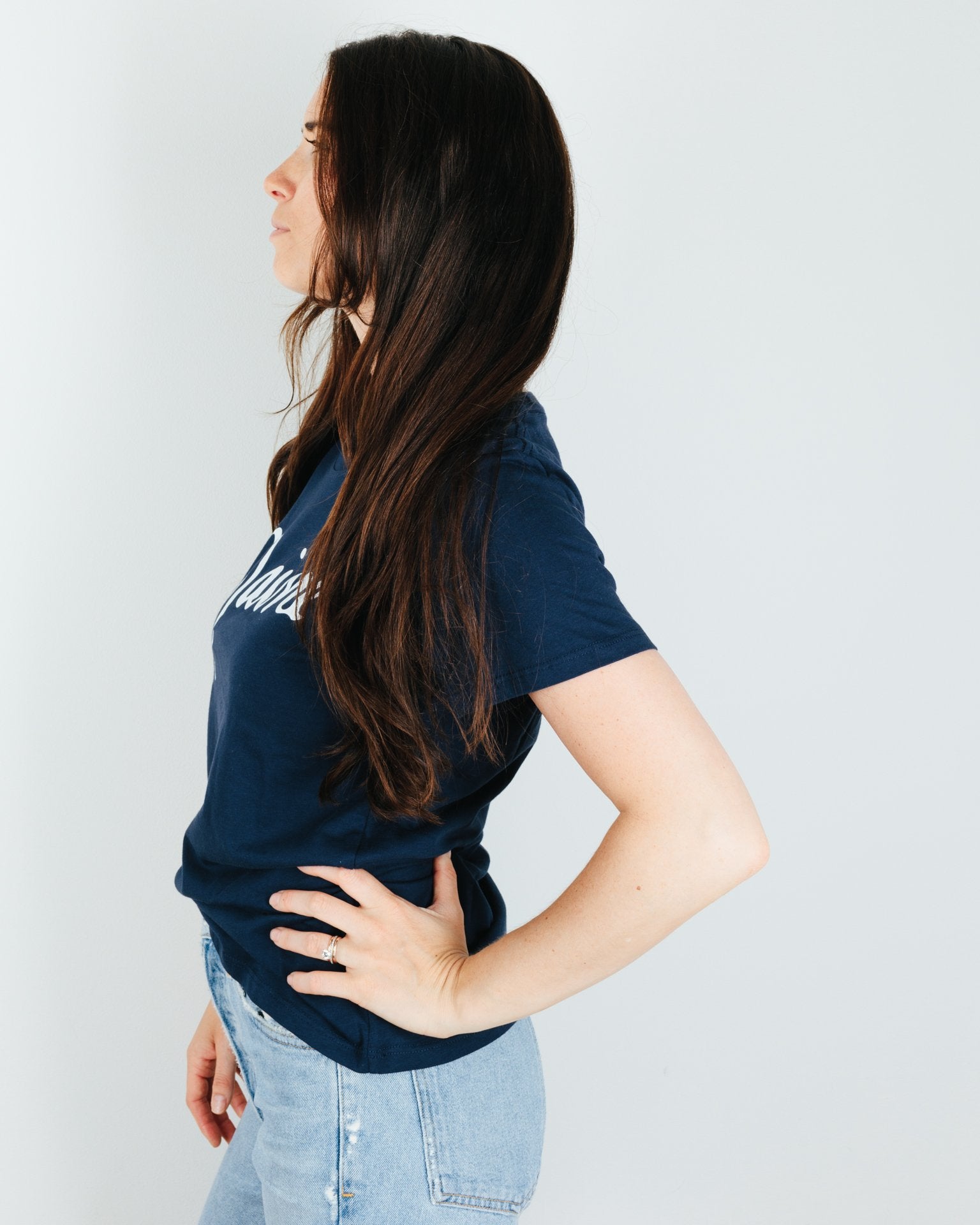 Milo in Maine Script Maine S/S Organic Cotton Tee in Navy