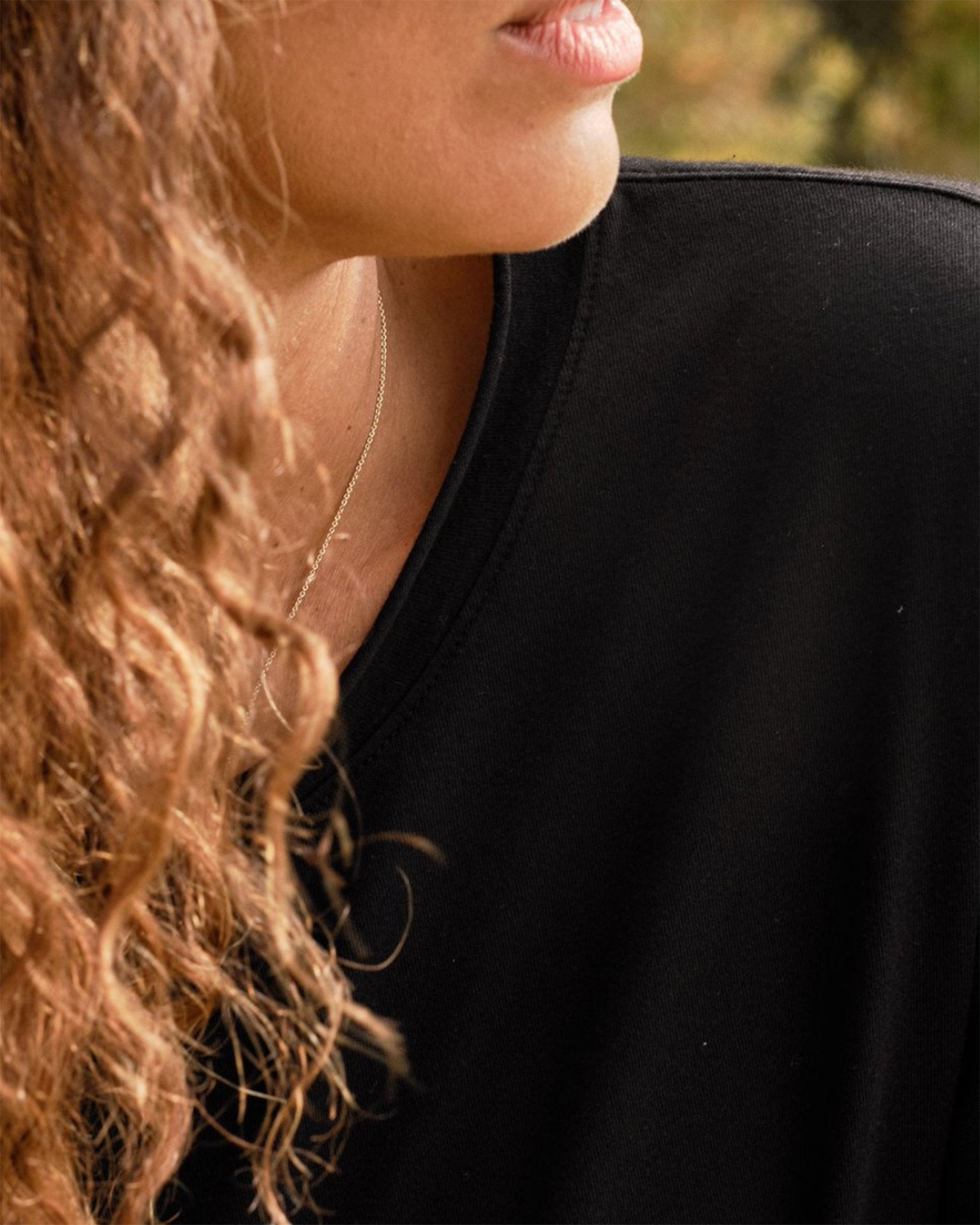 Frank & Eileen Anna LW Long Sleeve Capelet in Black