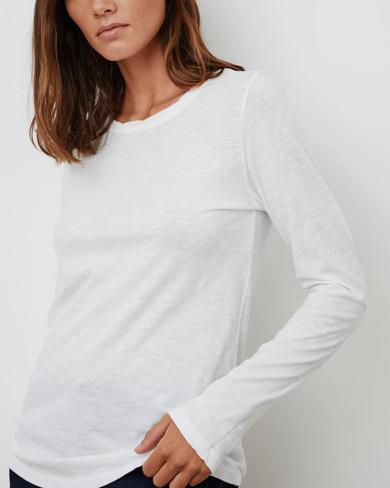Velvet by Graham & Spencer Lizzie L/S Crew in White