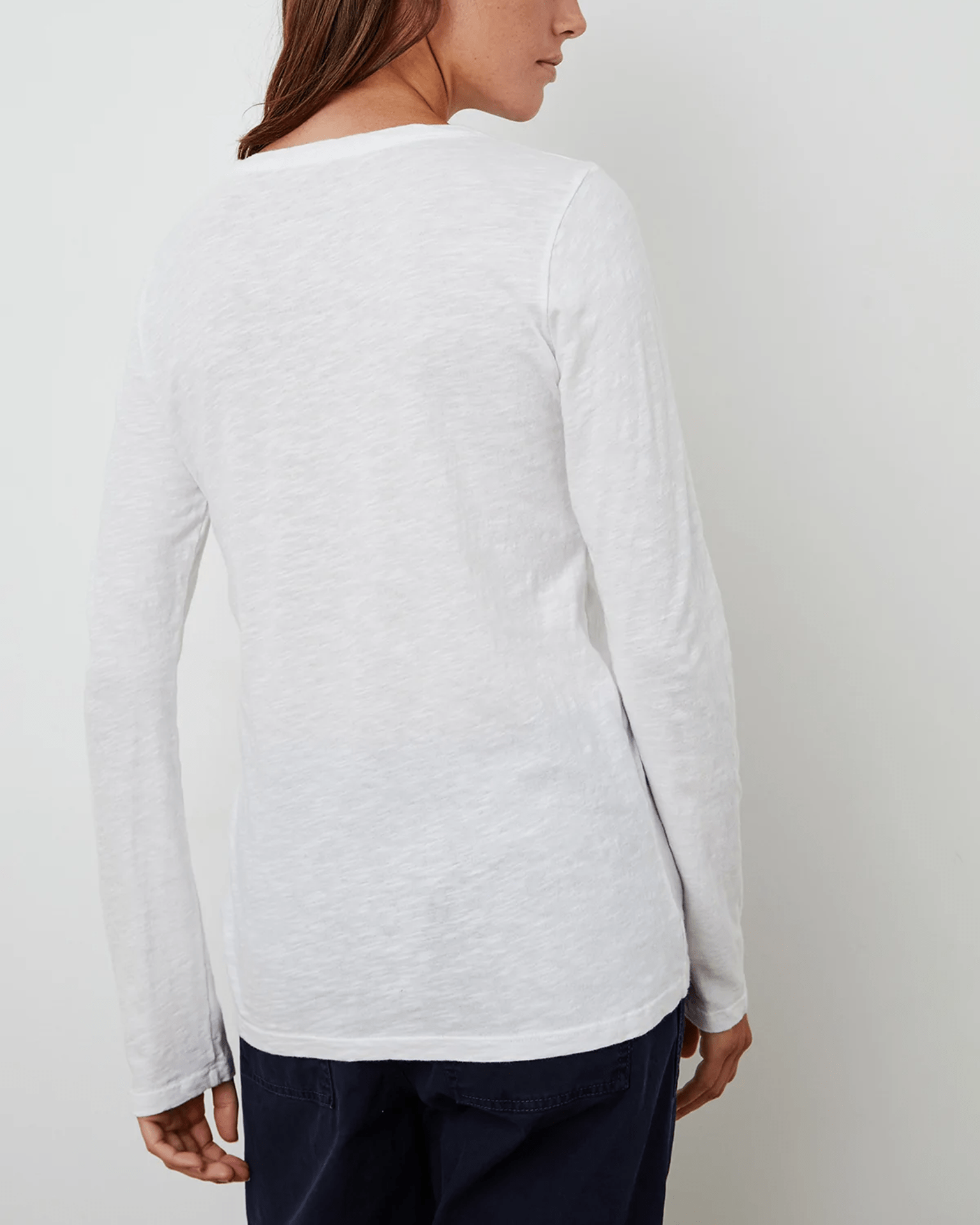 Velvet by Graham & Spencer Lizzie L/S Crew in White