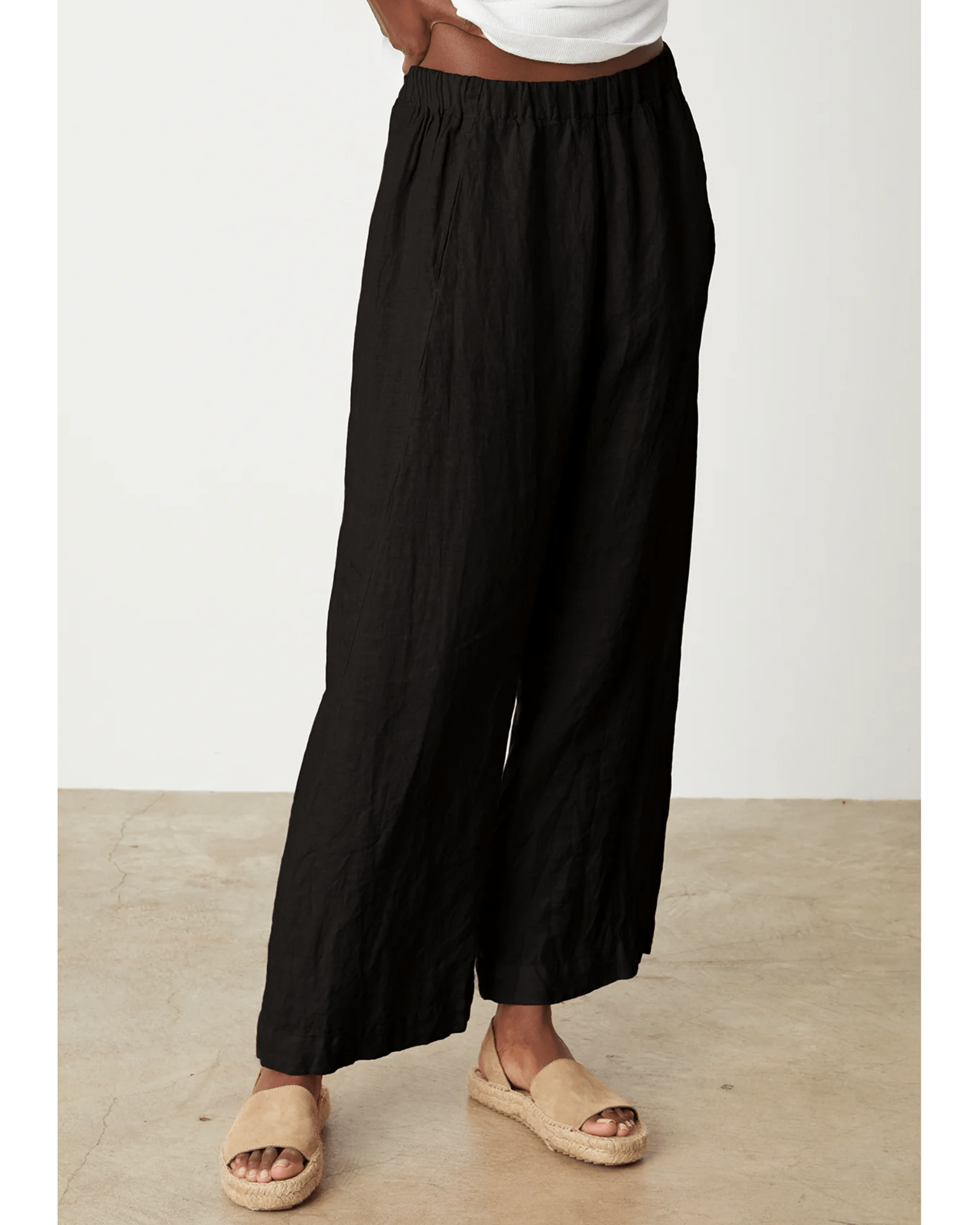Velvet by Graham & Spencer Lola Pull On Pant in Black