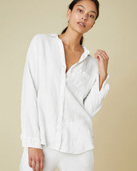 Velvet by Graham & Spencer Mulholland Button Down in White