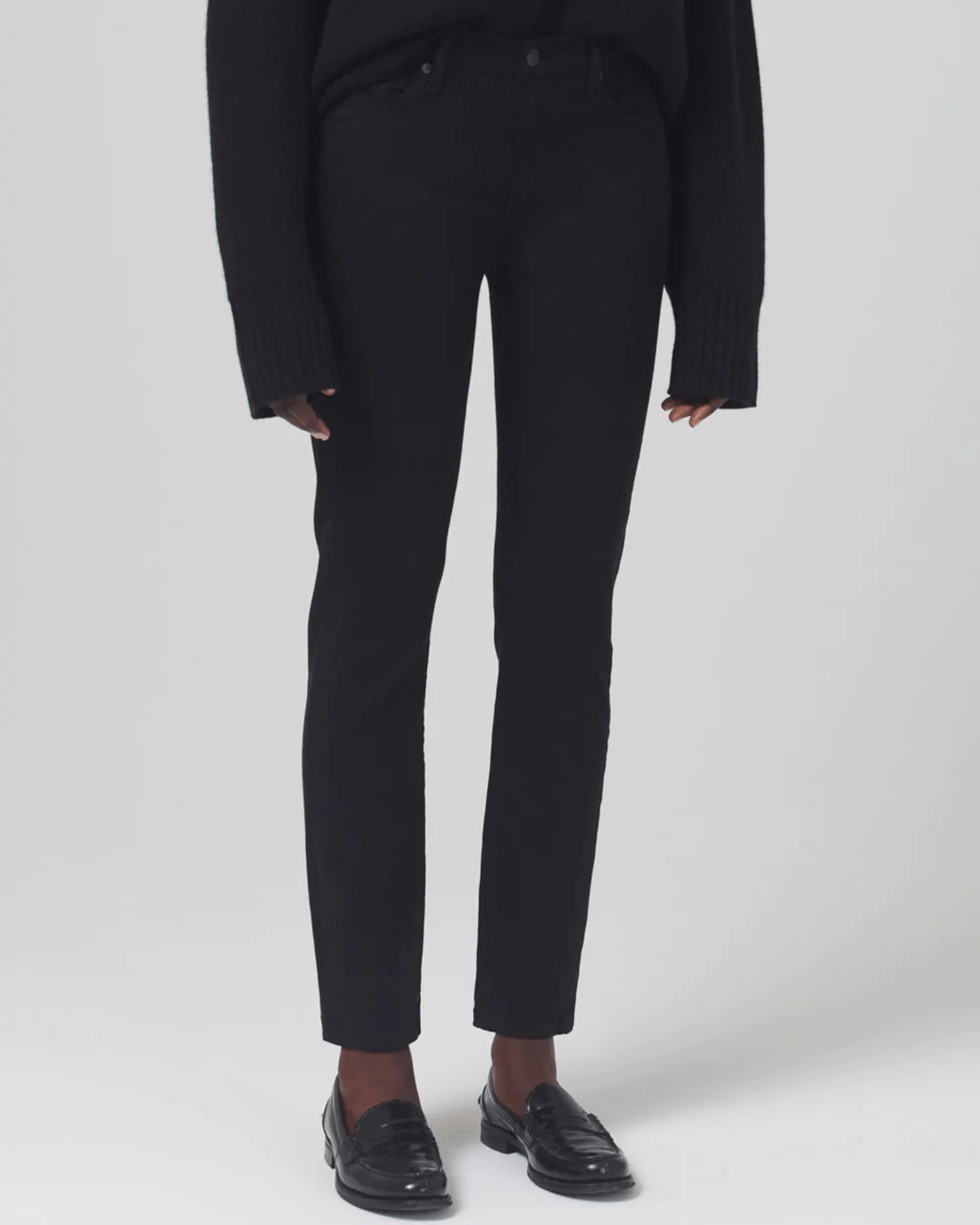 Citizens of Humanity Skyla Mid Rise Slim in Plush Black