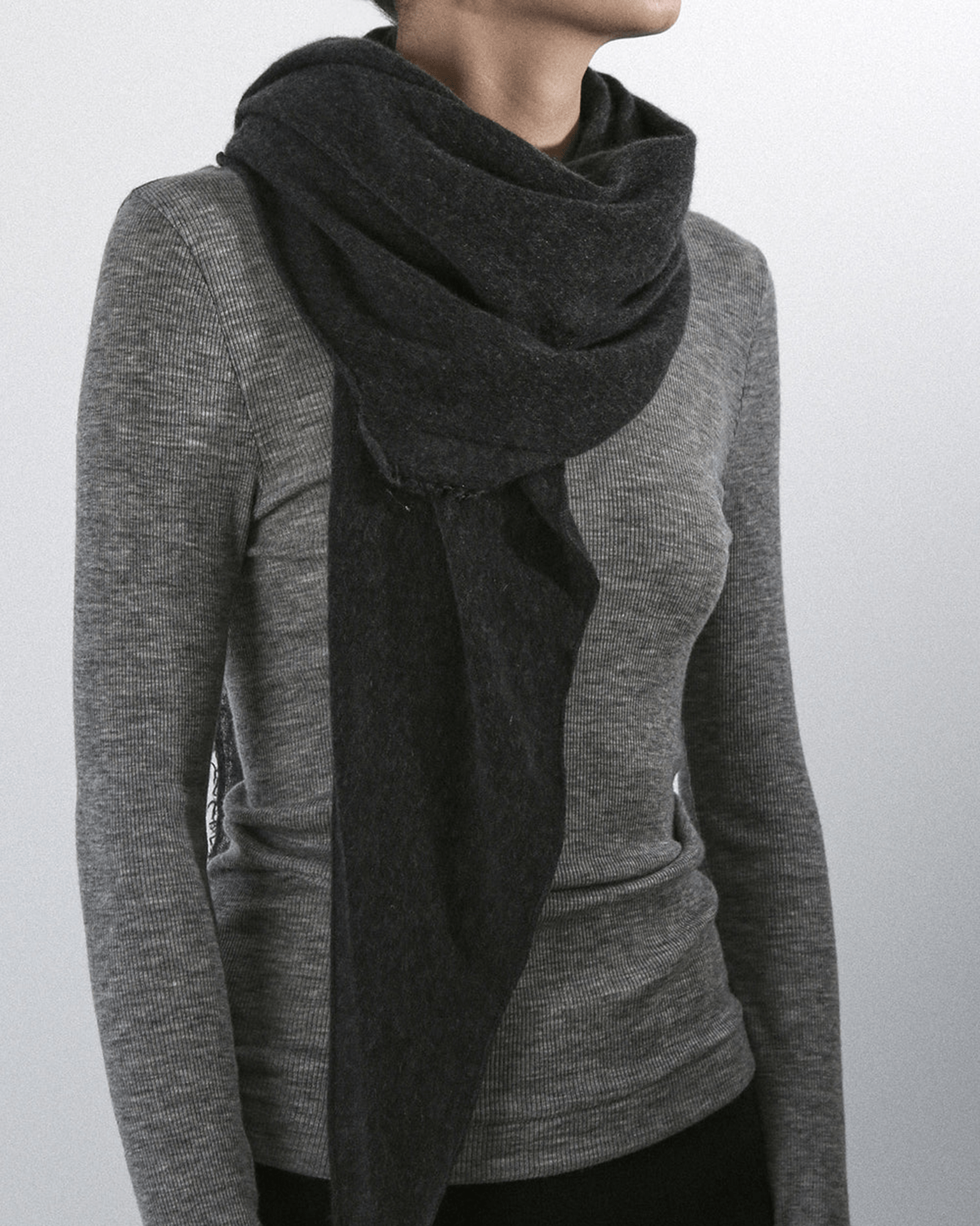 Grisal Accessories Charcoal Love Cashmere Scarf in Charcoal
