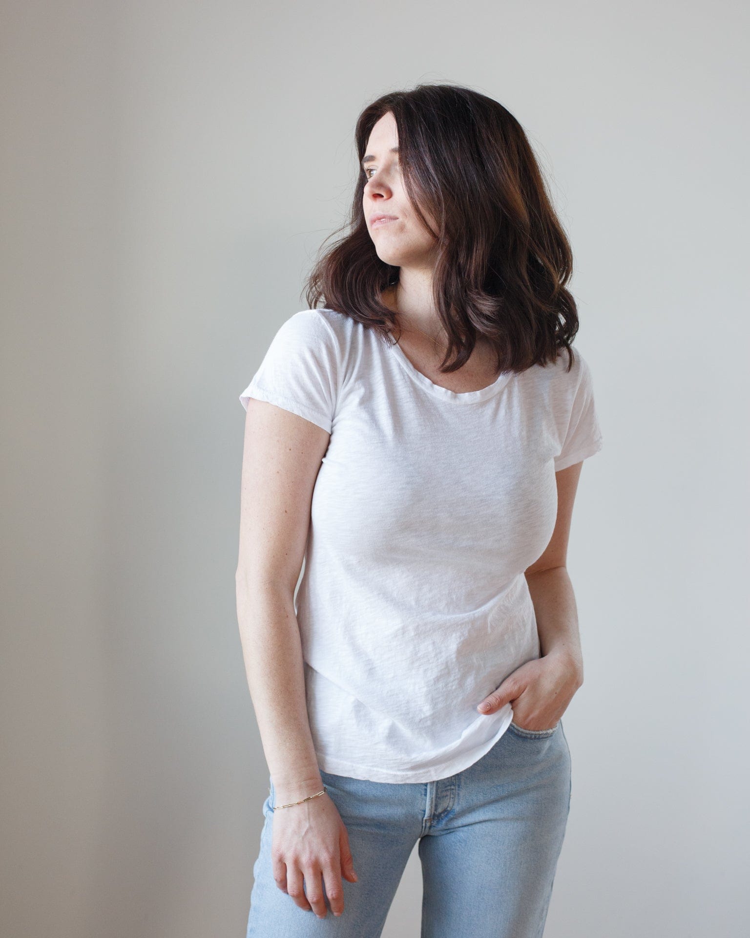 Odelia Scoop Neck Tee in White
