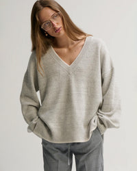 Oversized Slouchy Vee in Fog Marl