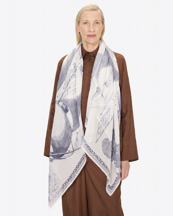 Inoui Editions Scarf / Etole 100 Des Rives et Des Reves in White 